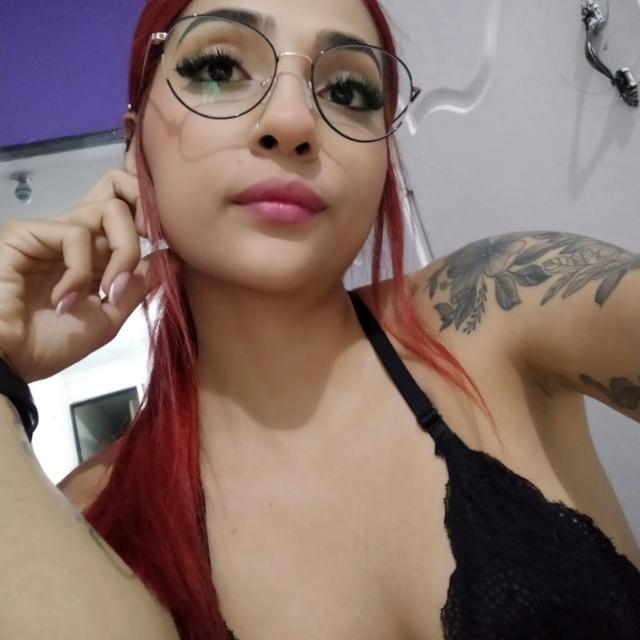 Maria Quiroz Barrientos Latina Cam Model