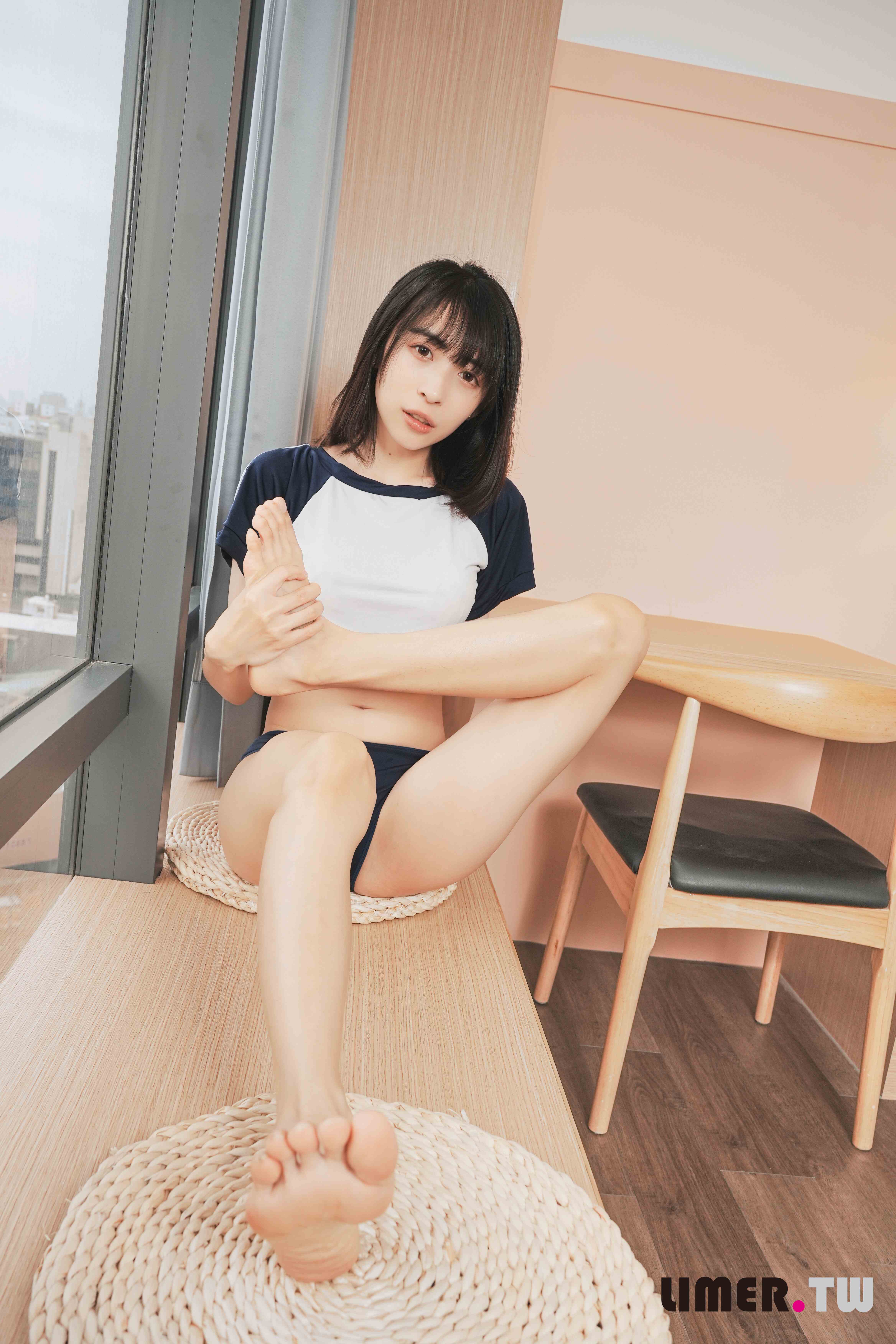 China Beauty Legs and feet 557