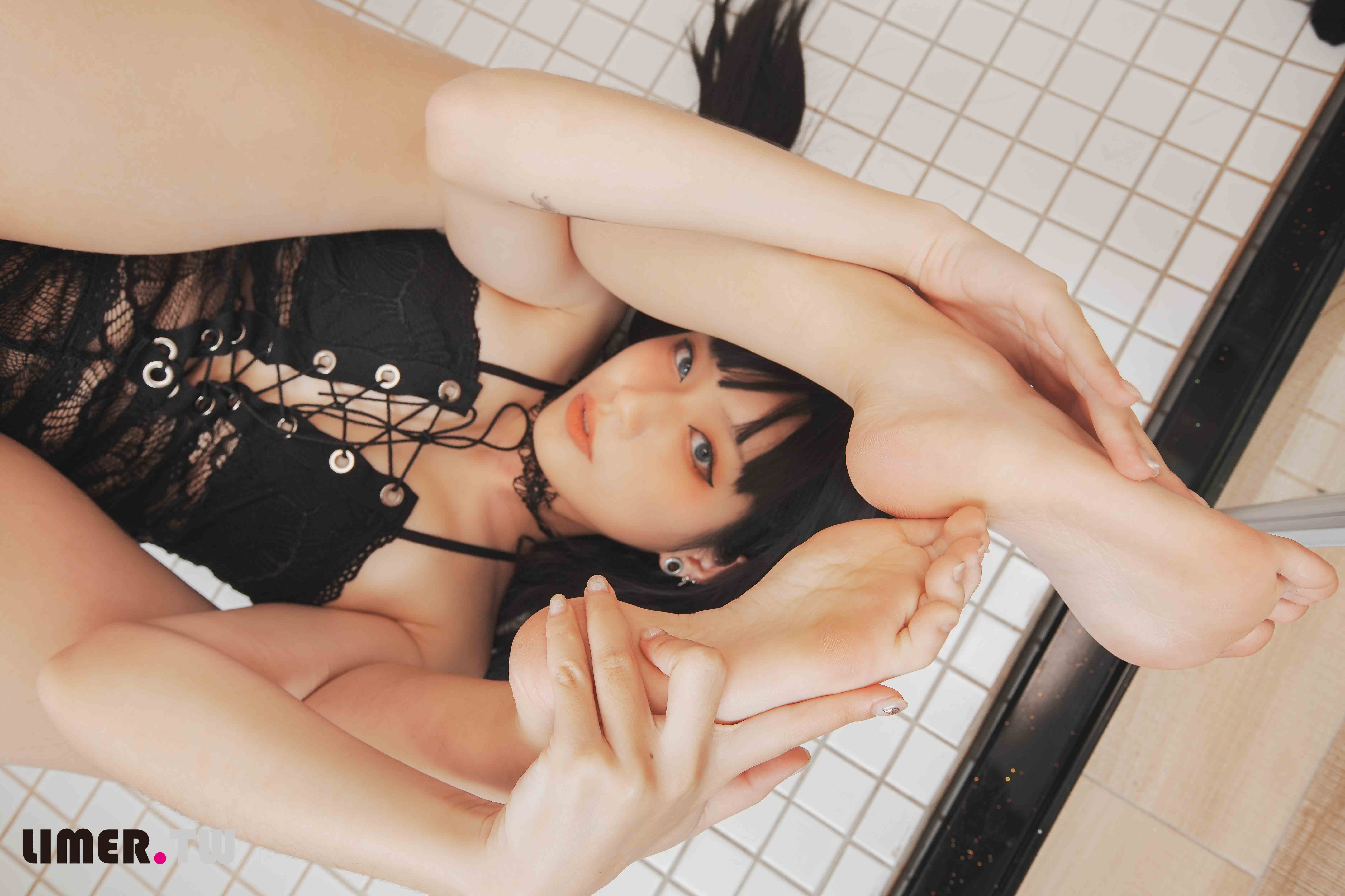 China Beauty Legs and feet 558