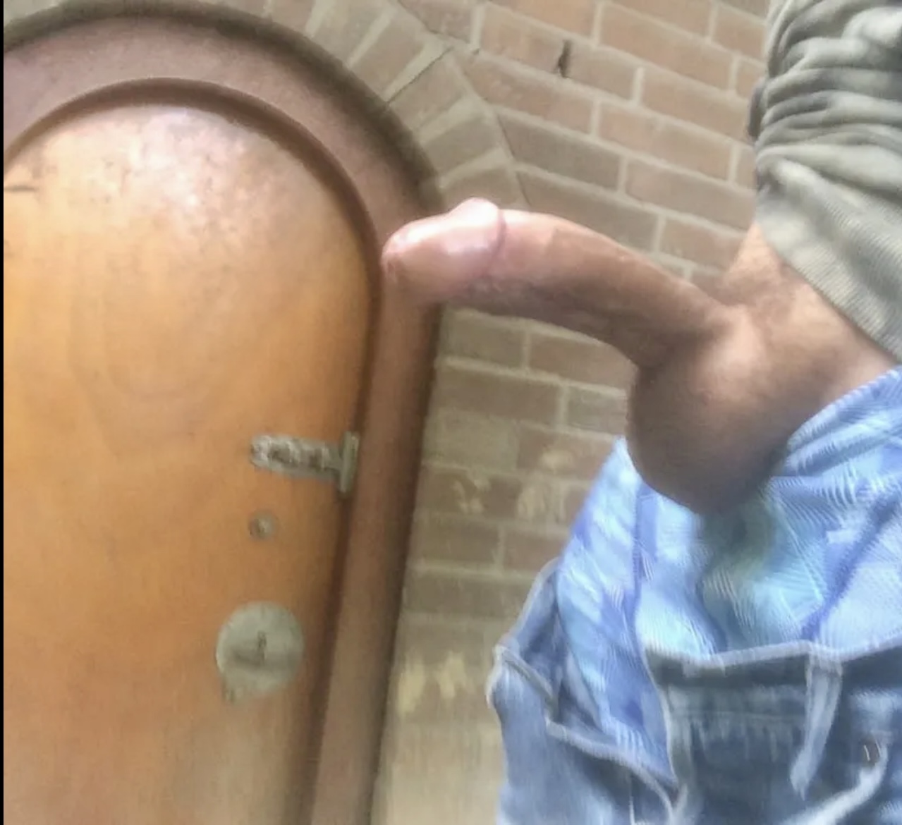 2018 My cock outdoors tried to get seen by somebody