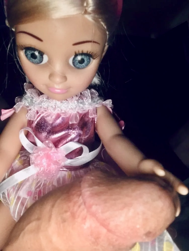 2020 big girl princess watching porn