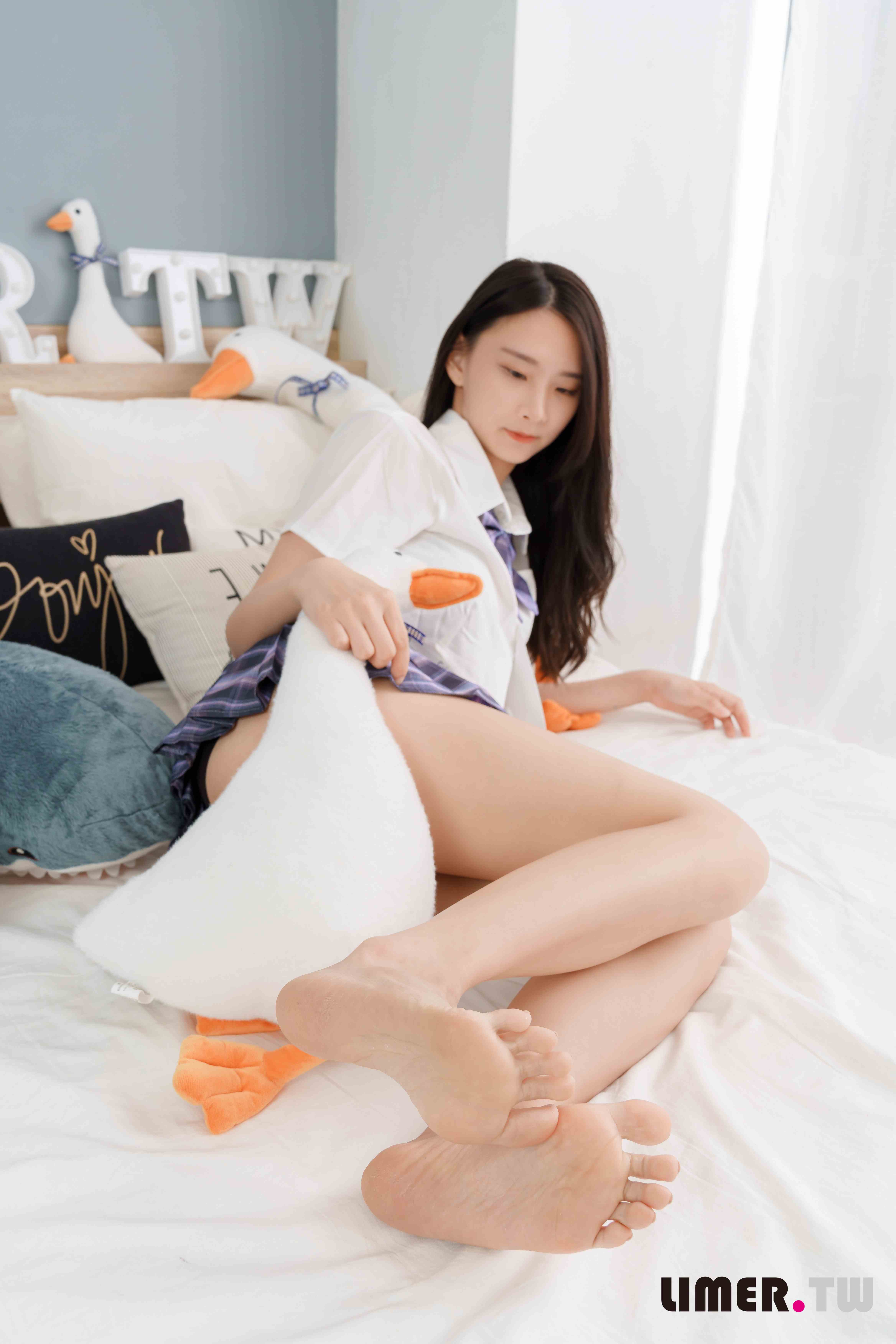 China Beauty Legs and feet 559