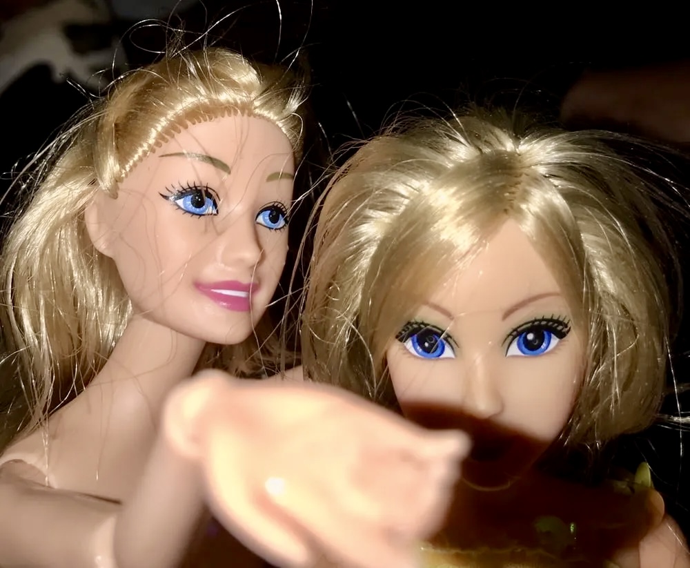 2020 dolls rub precum on face and cumshot