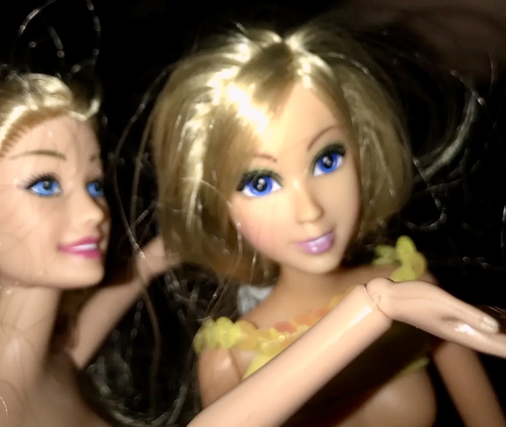 2020 dolls rub precum on face and cumshot