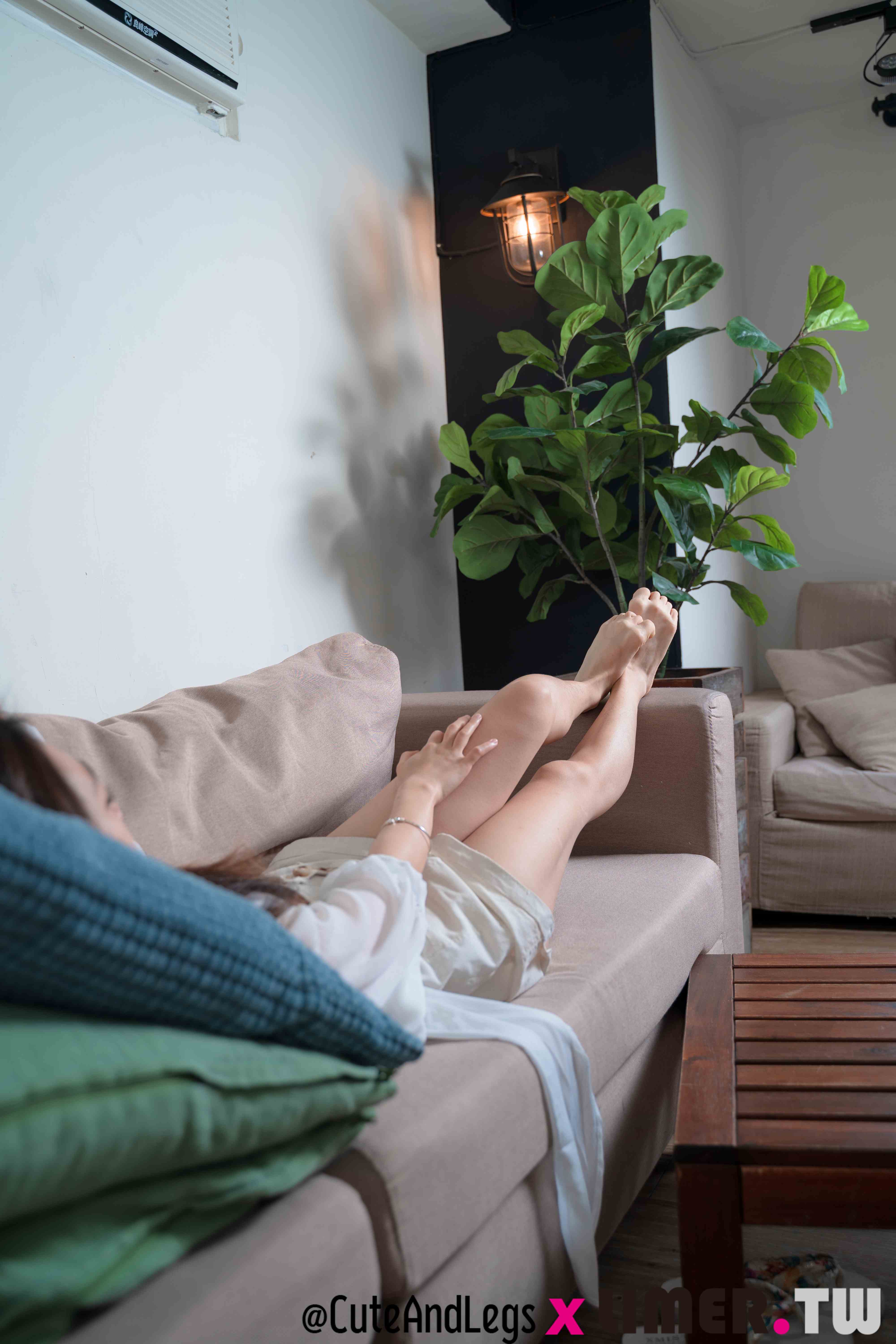 China Beauty Legs and feet 600