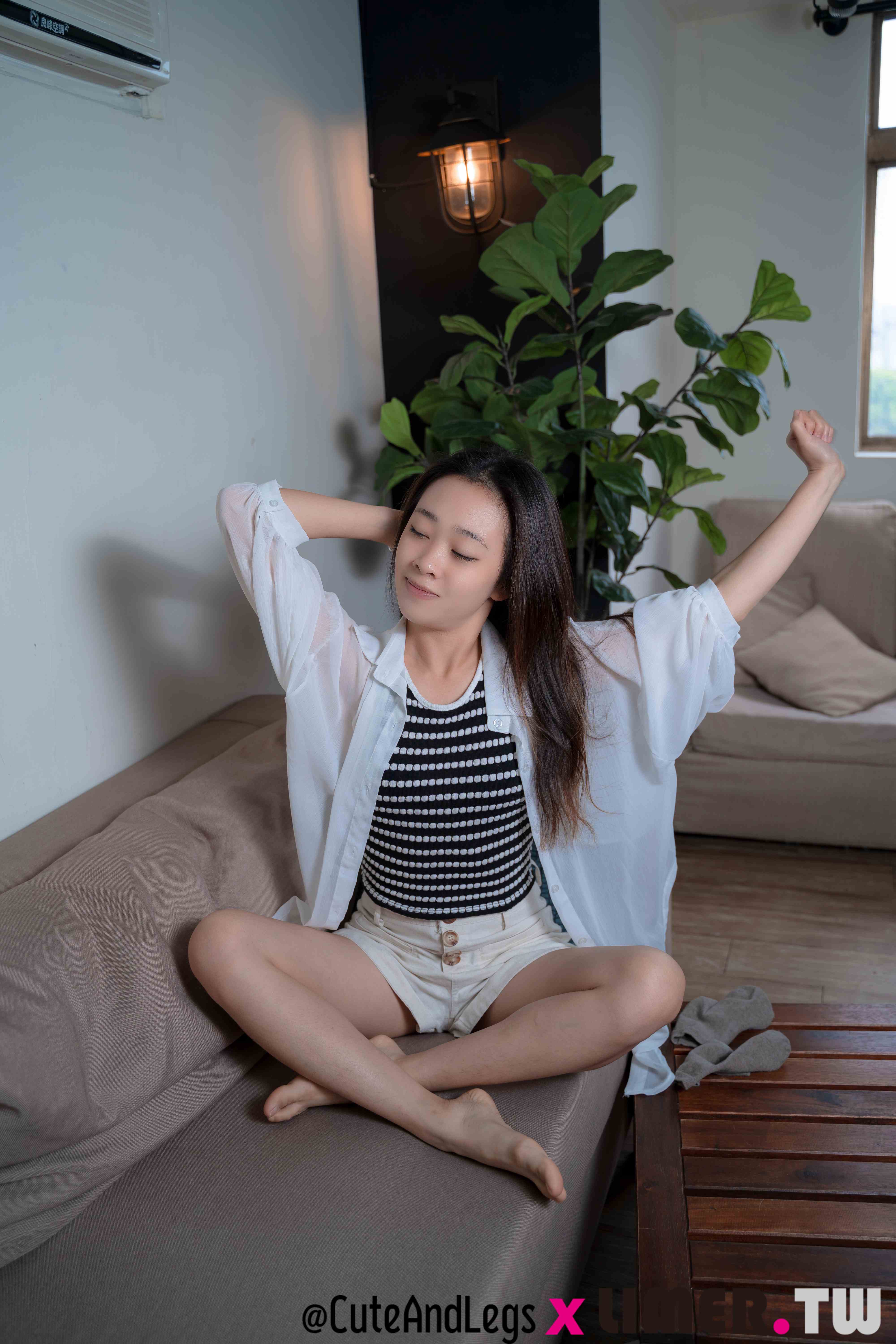 China Beauty Legs and feet 600