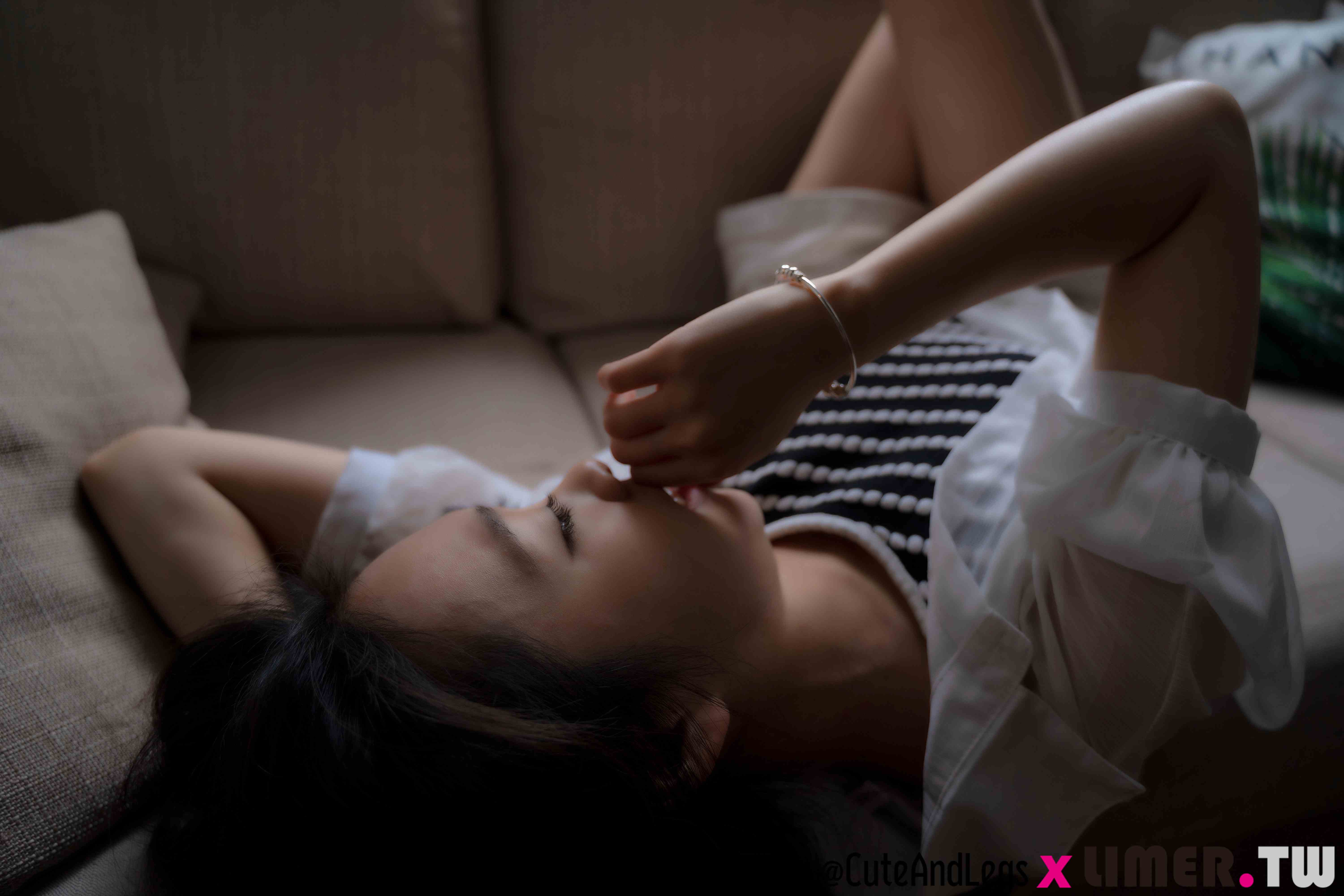 China Beauty Legs and feet 600