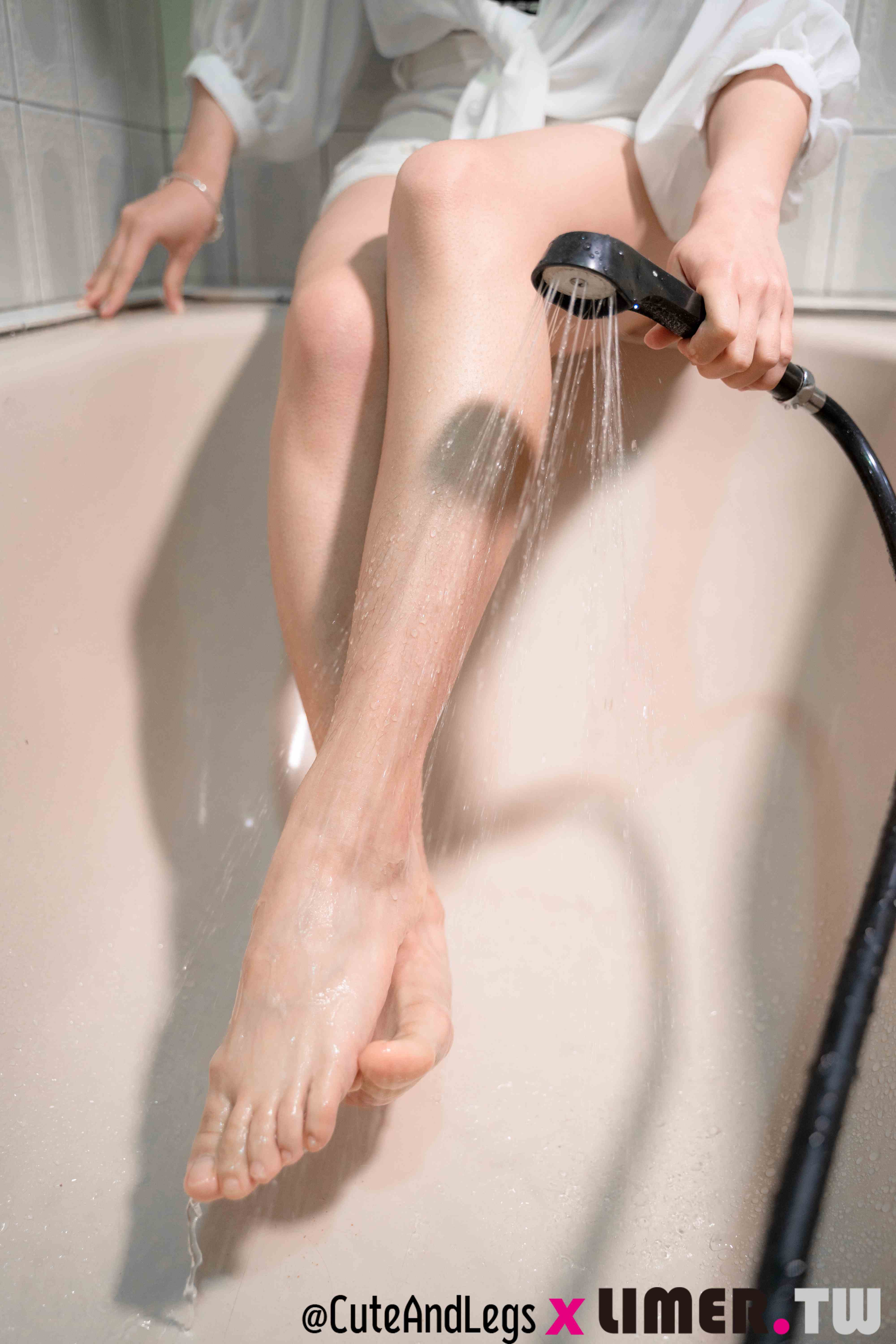 China Beauty Legs and feet 600