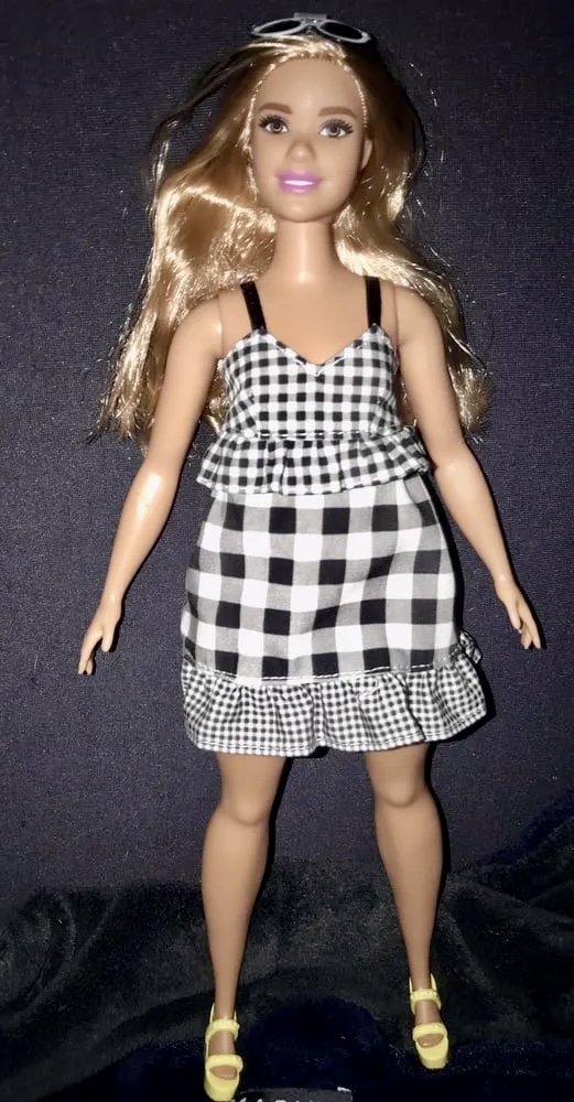 2020  Fashionista Latina Barbie with fat ass