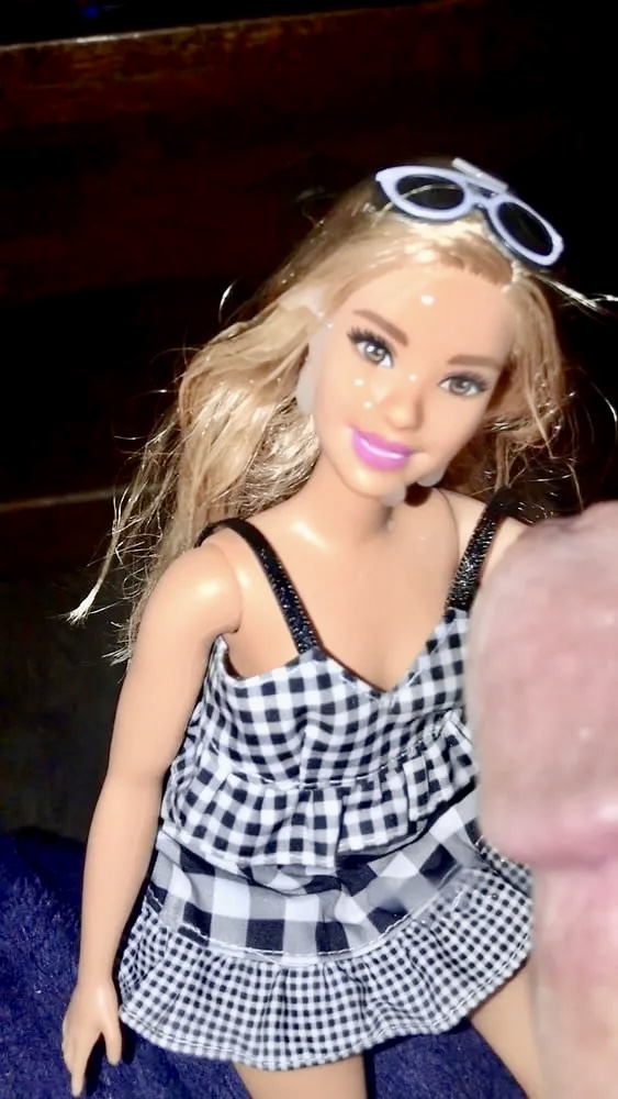 2020  Fashionista Latina Barbie with fat ass