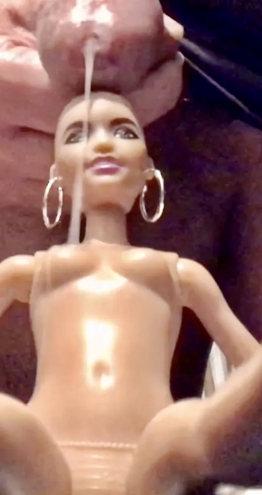 2021 bald Barbie Alopecia