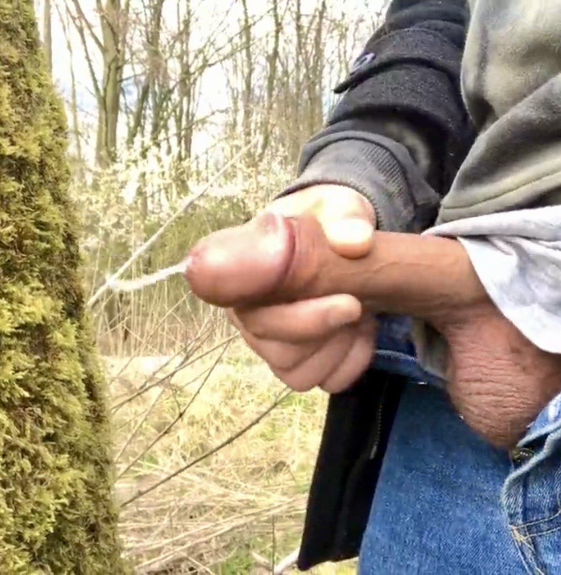 2021/2022 outdoor cumshots trying to flash my cock