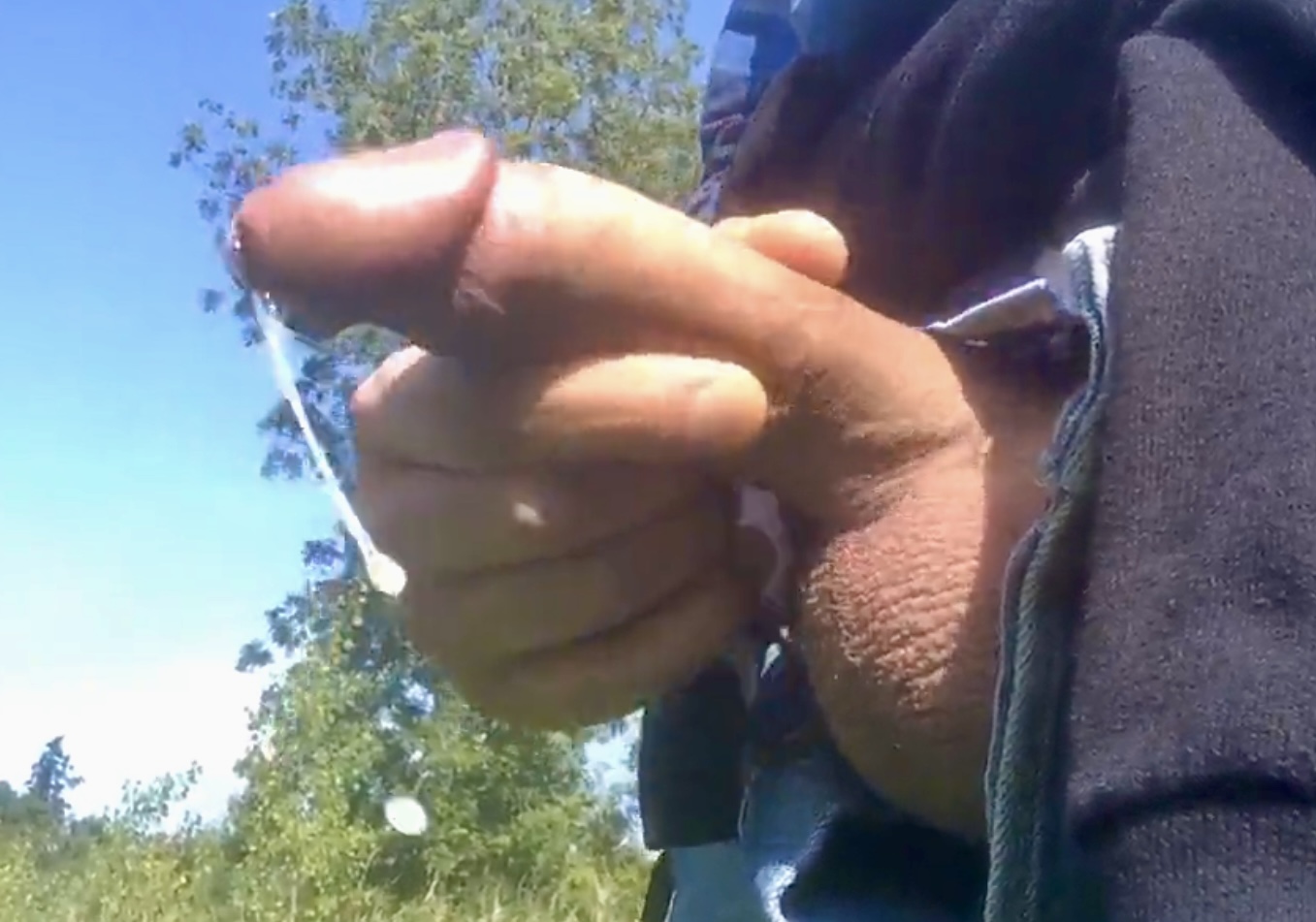 2021/2022 outdoor cumshots trying to flash my cock