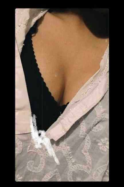 BD girl zerin islam chowa showing her big boobs