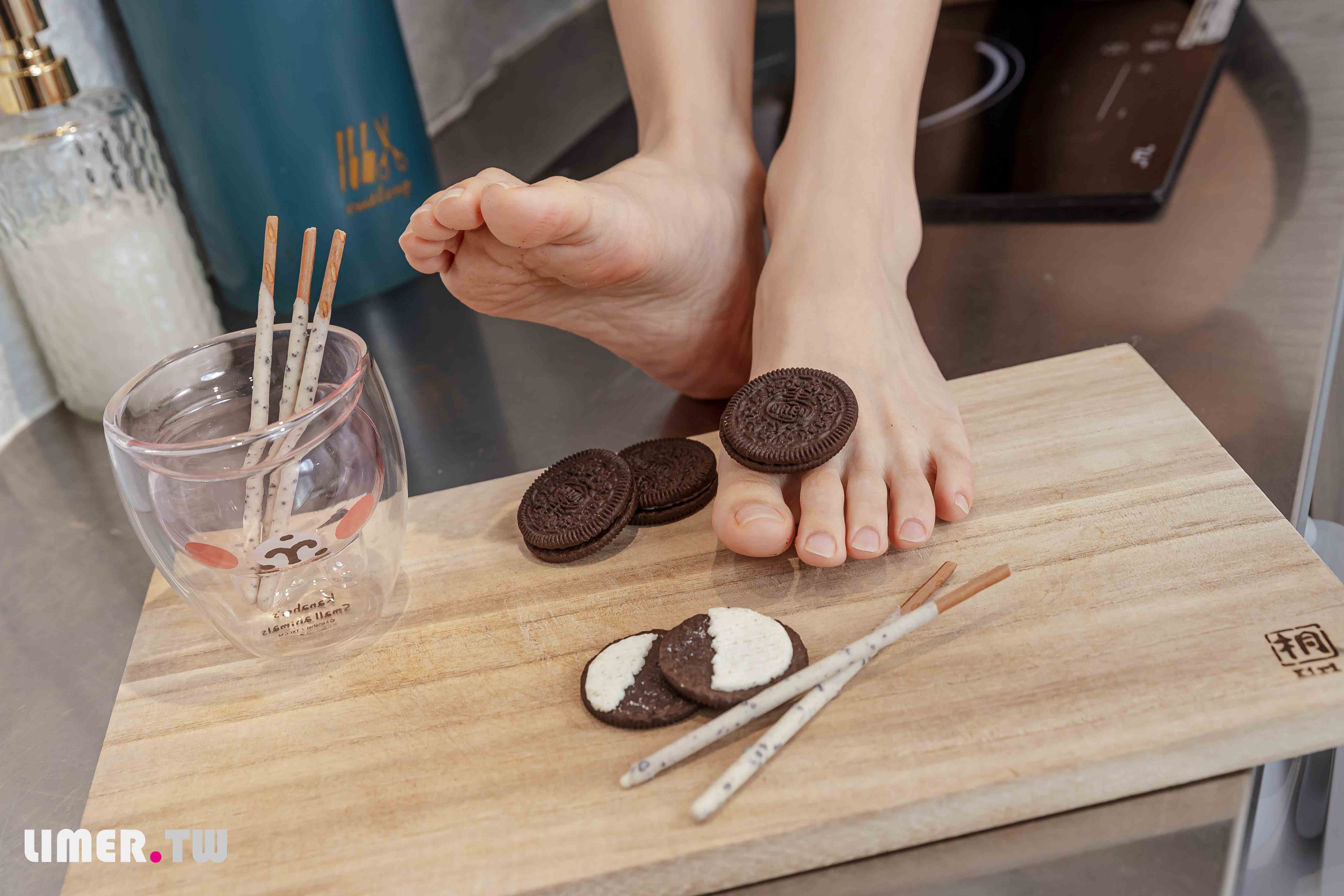 China Beauty Legs and feet 603