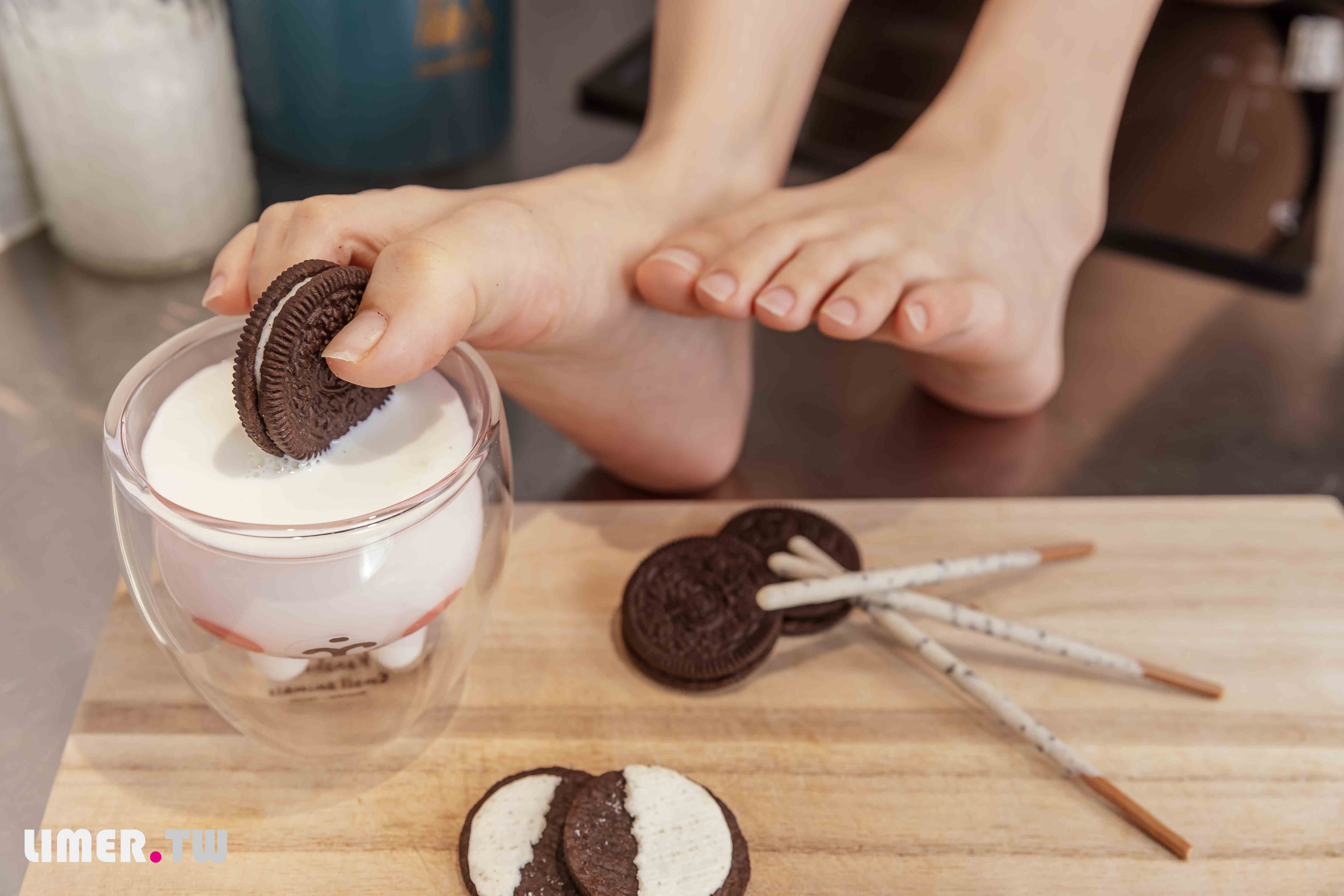 China Beauty Legs and feet 603