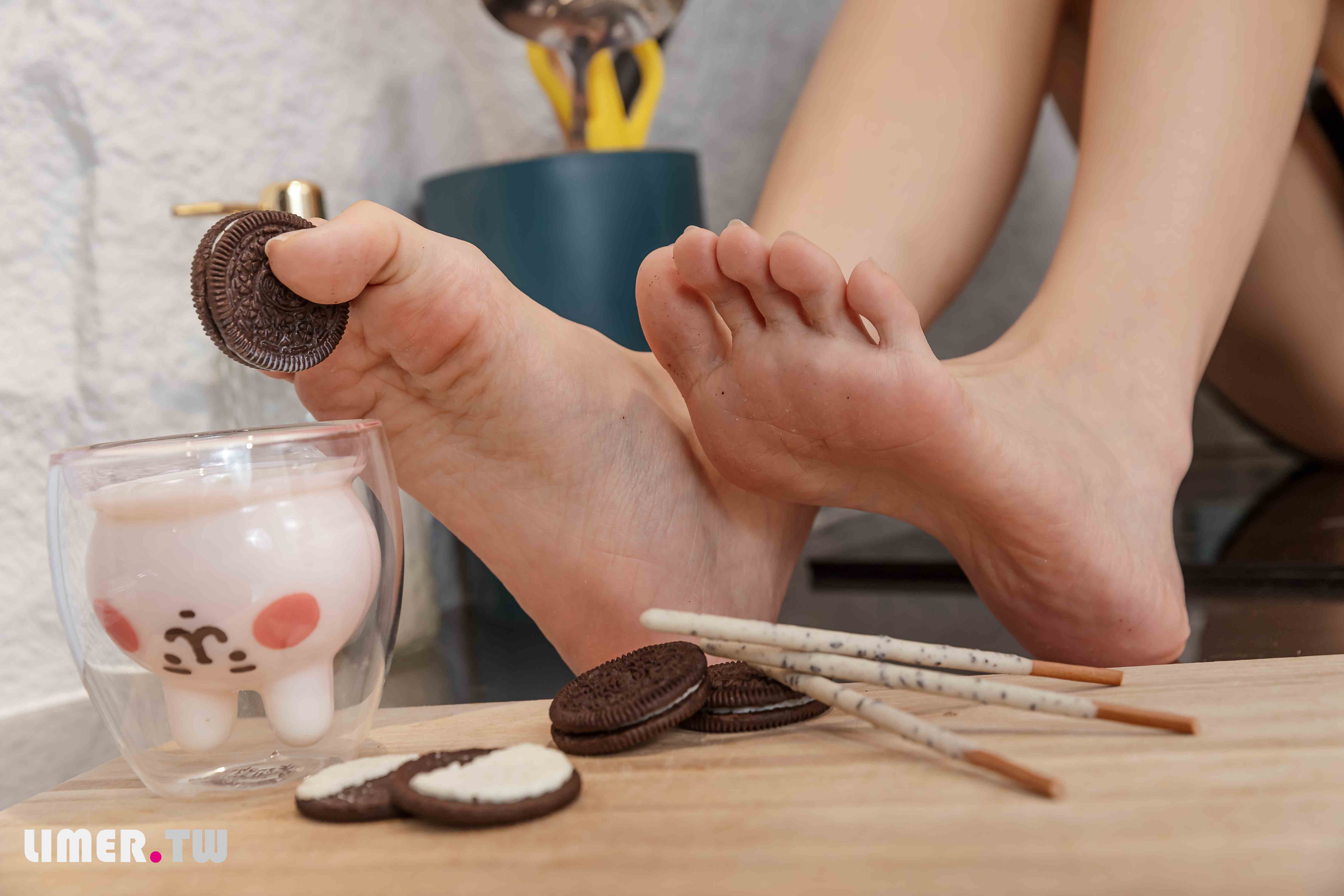 China Beauty Legs and feet 603