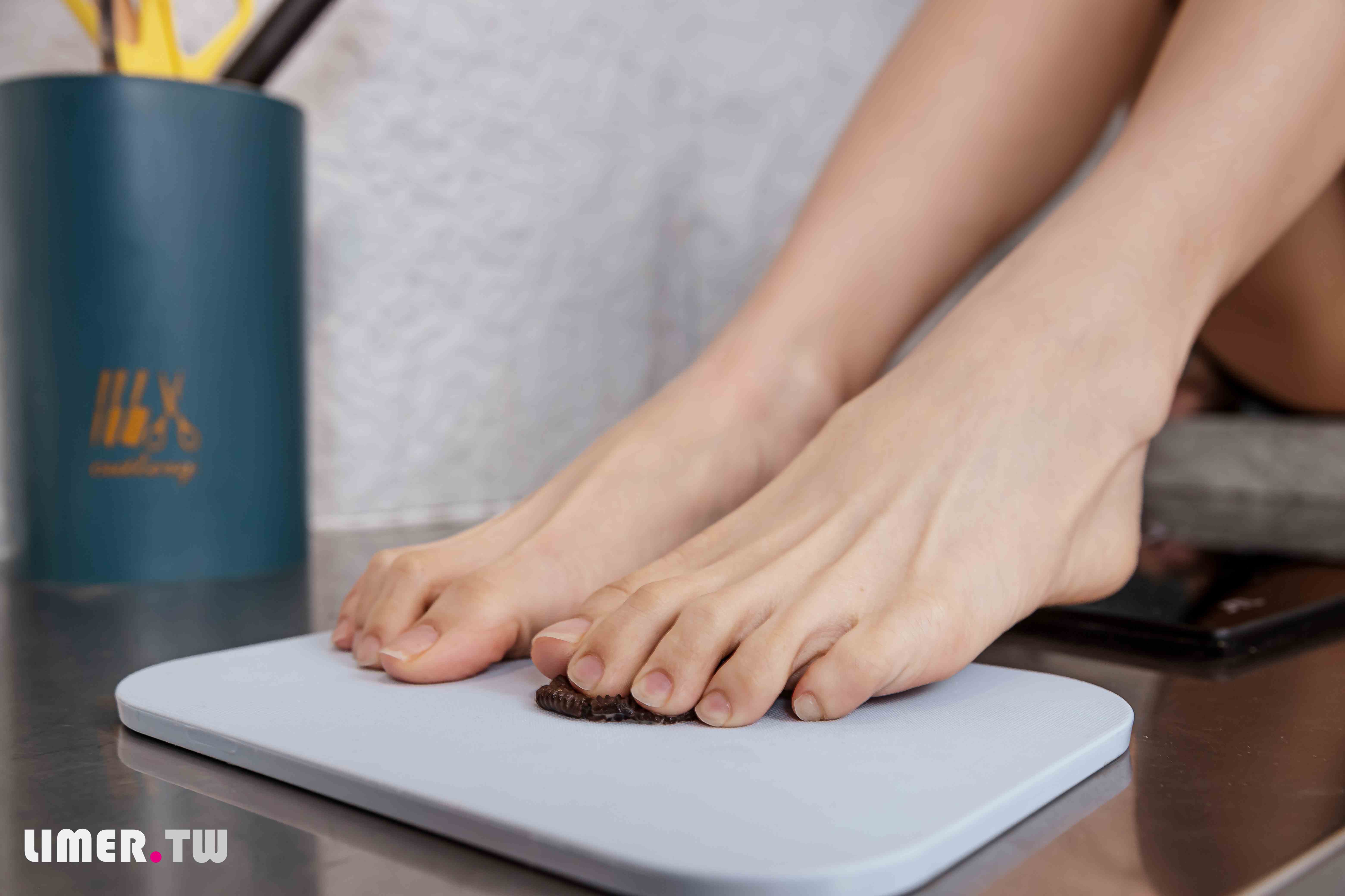 China Beauty Legs and feet 603