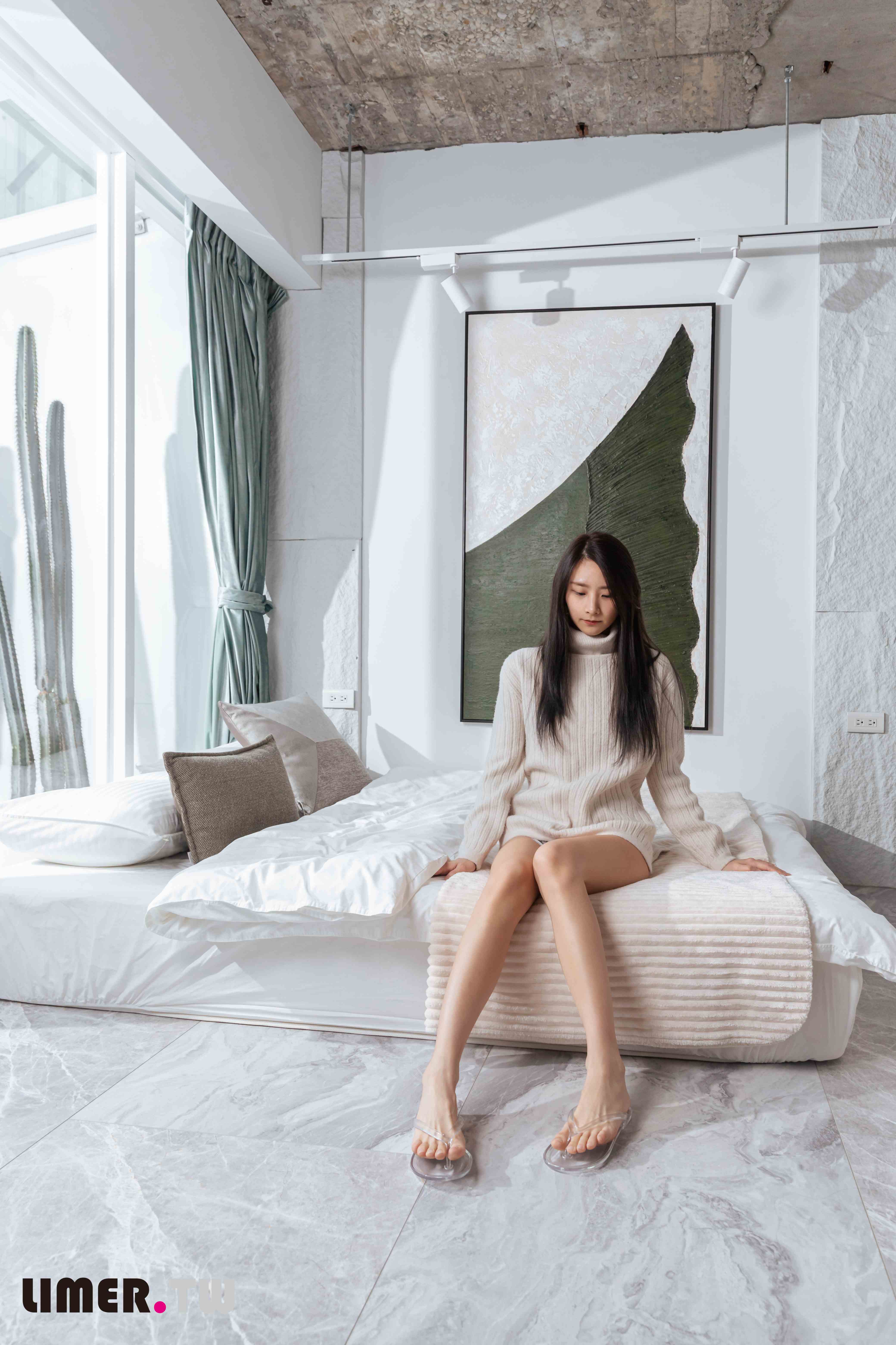 China Beauty Legs and feet 604