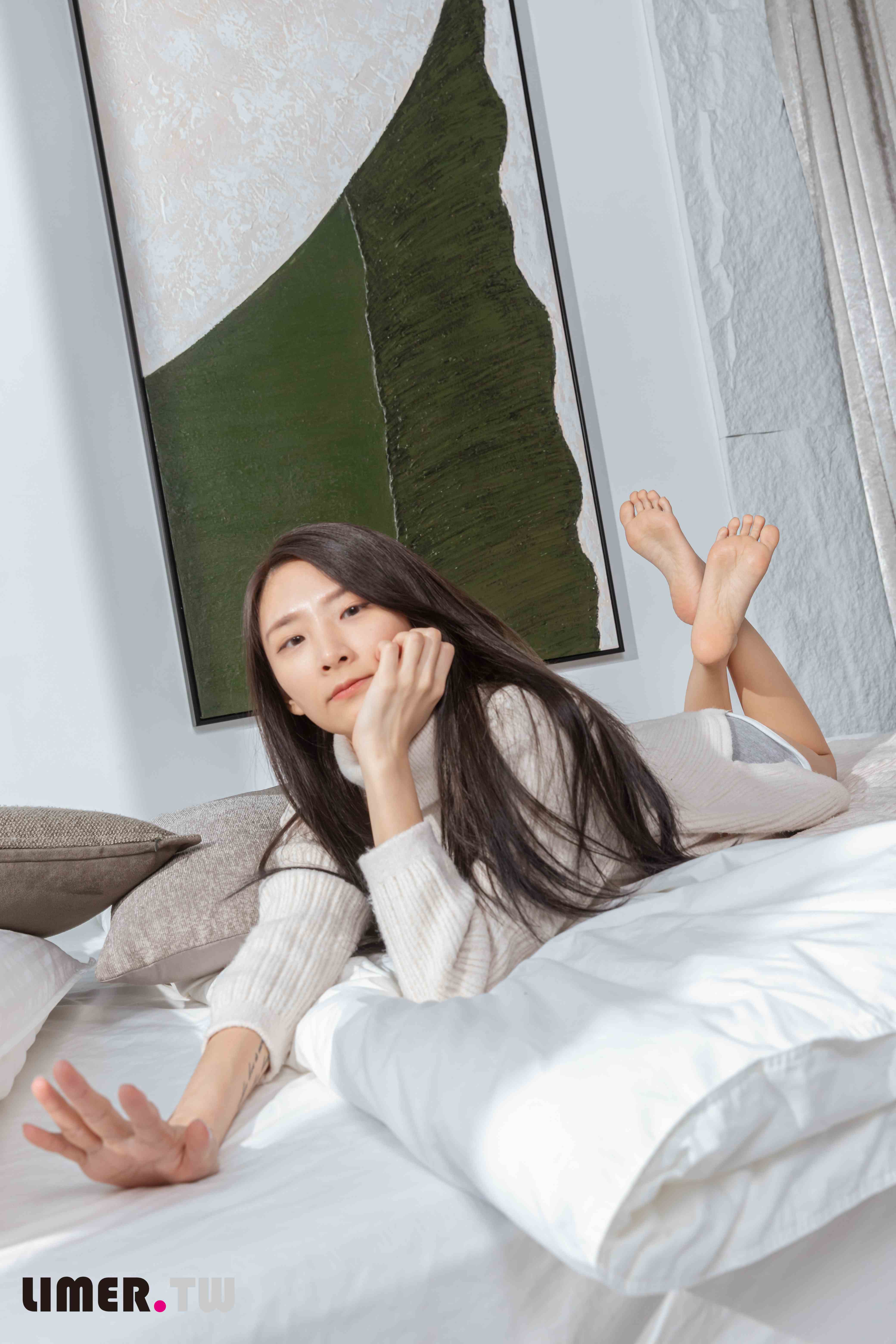 China Beauty Legs and feet 604