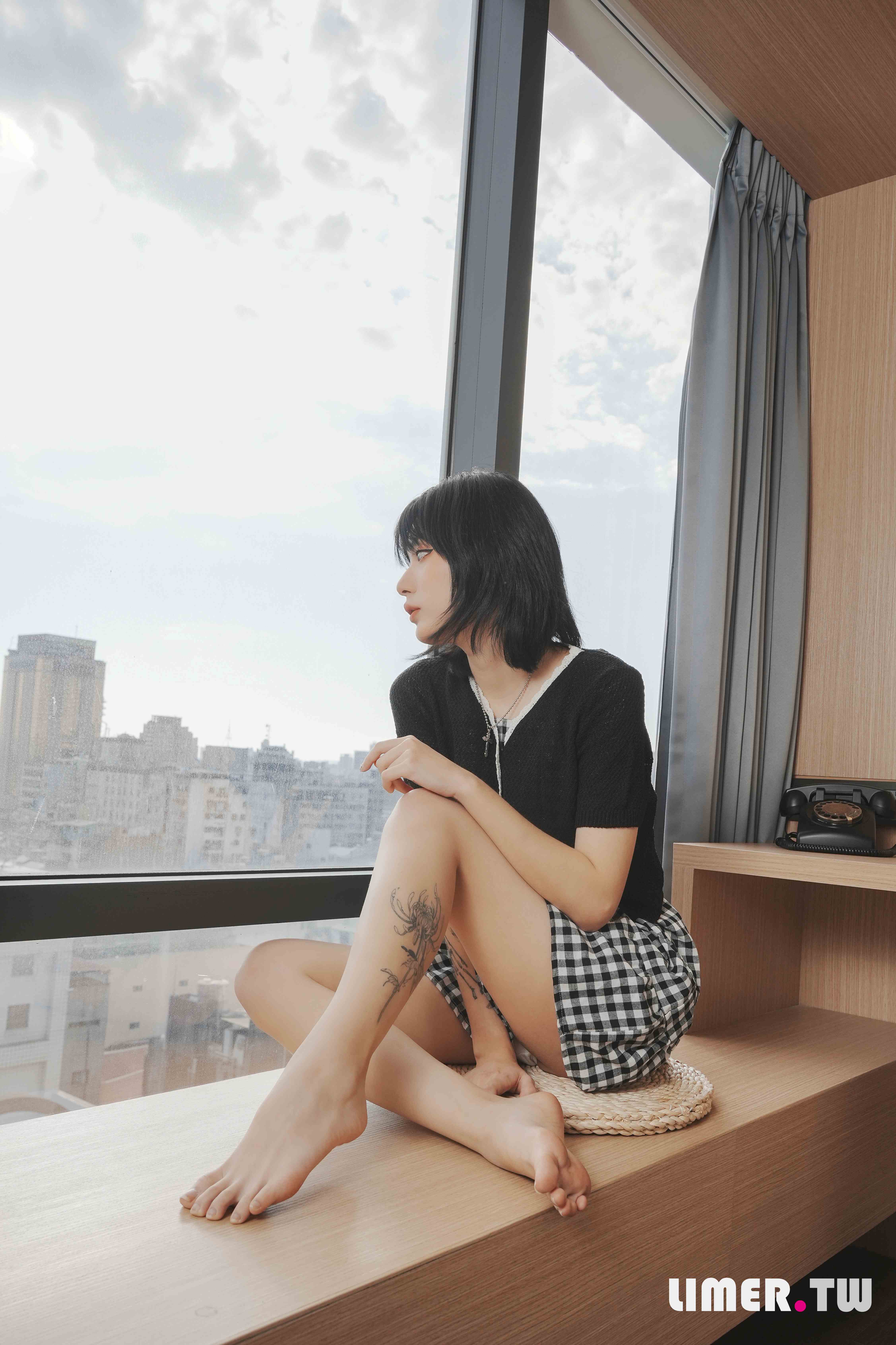 China Beauty Legs and feet 605