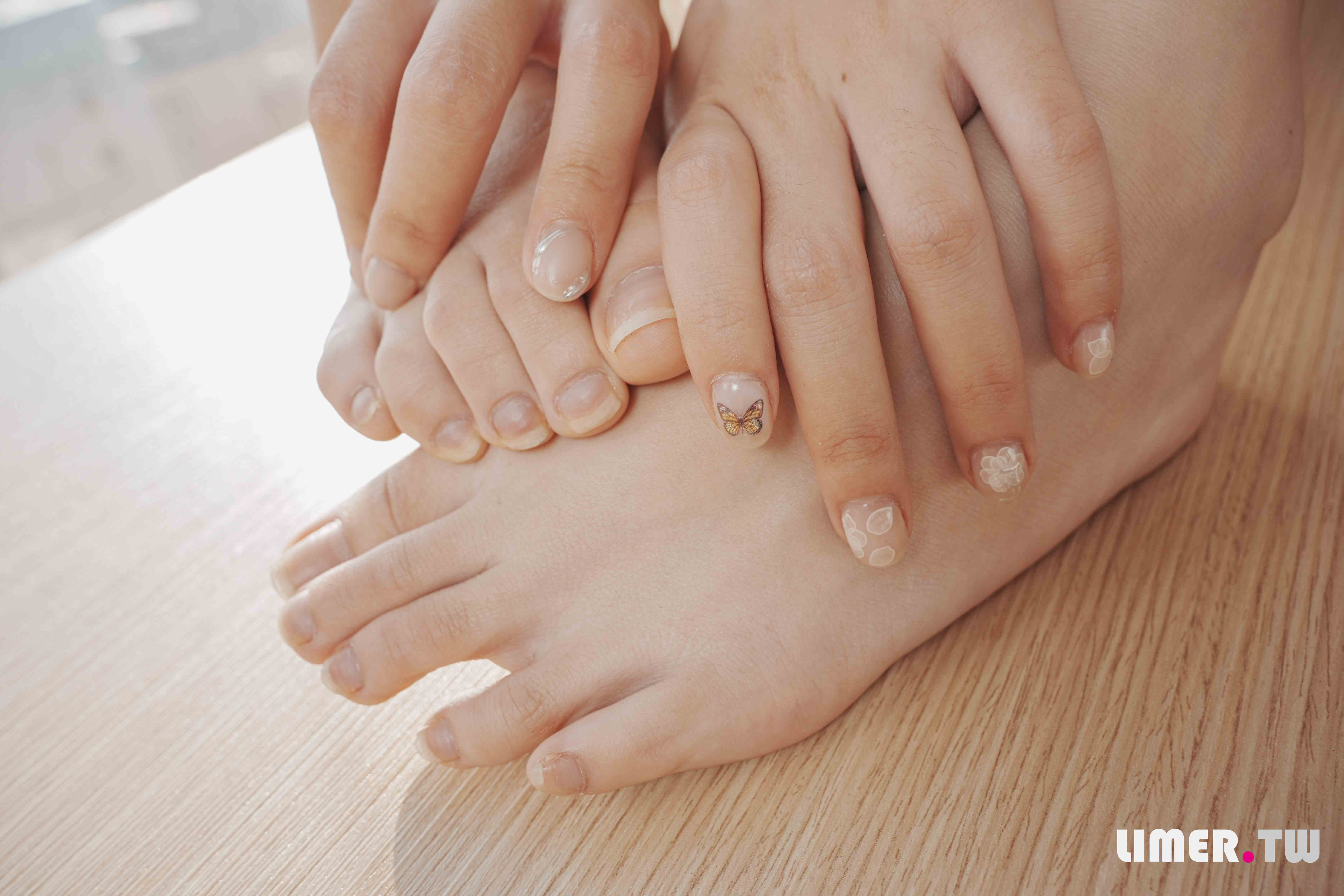 China Beauty Legs and feet 605