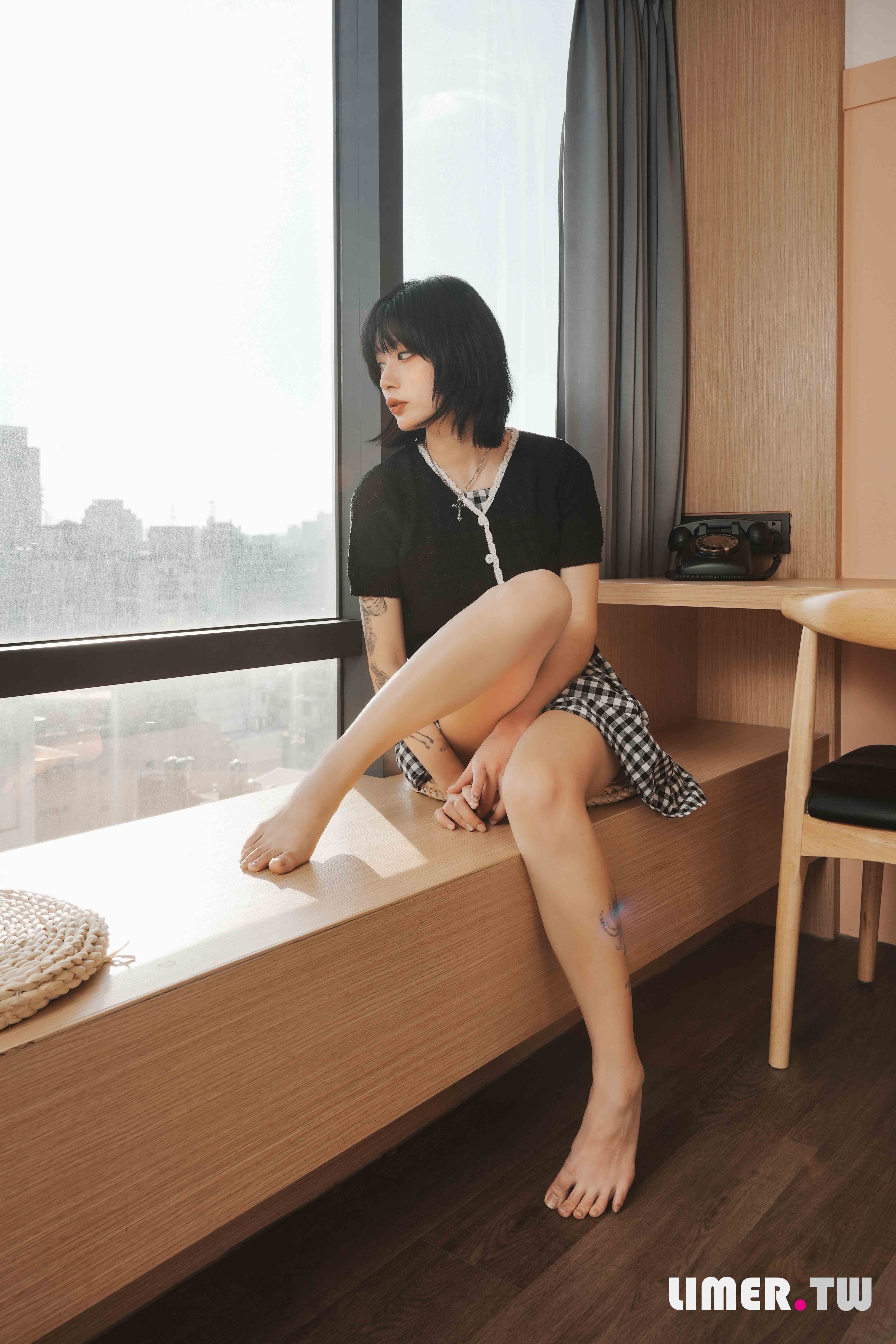 China Beauty Legs and feet 605