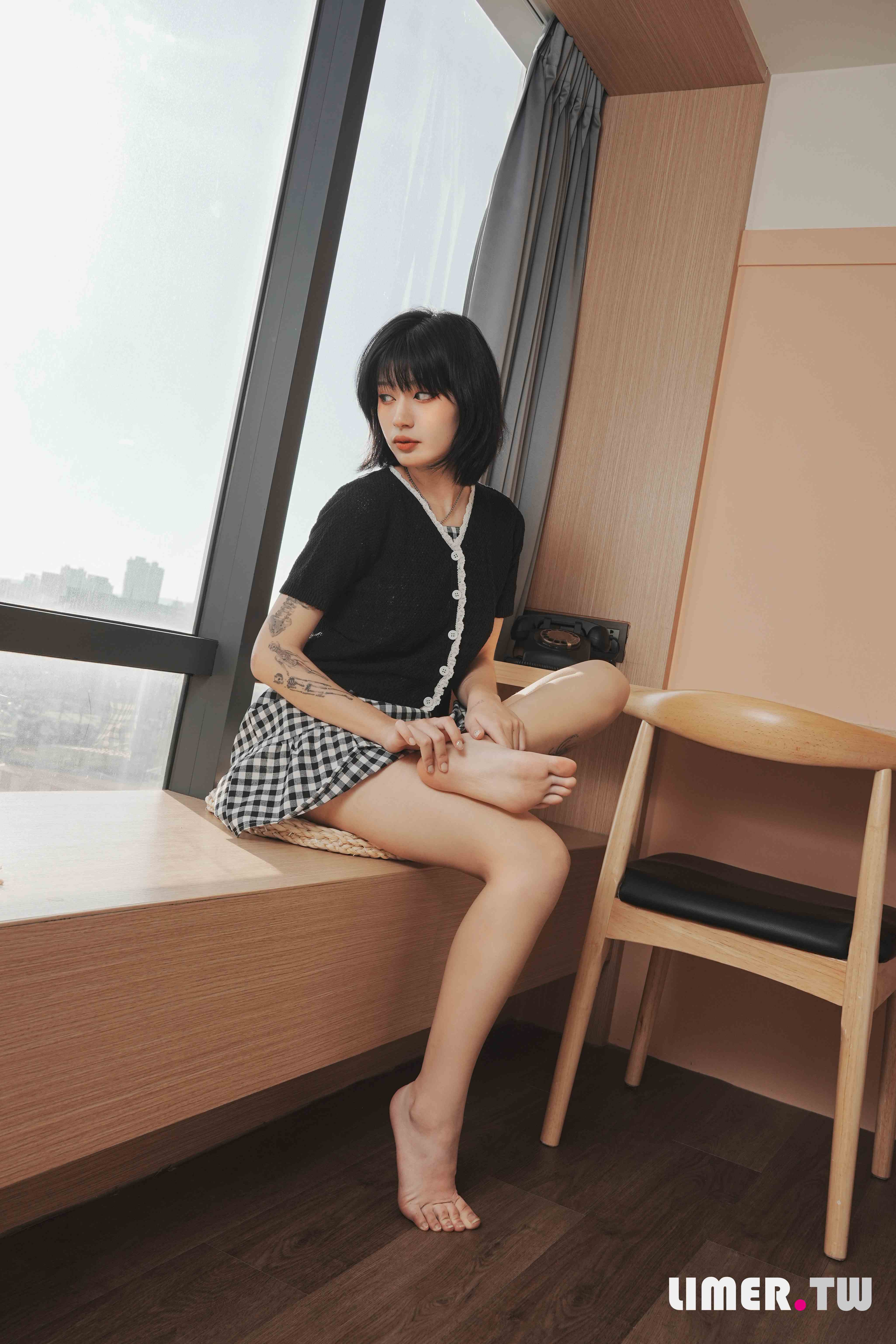 China Beauty Legs and feet 605