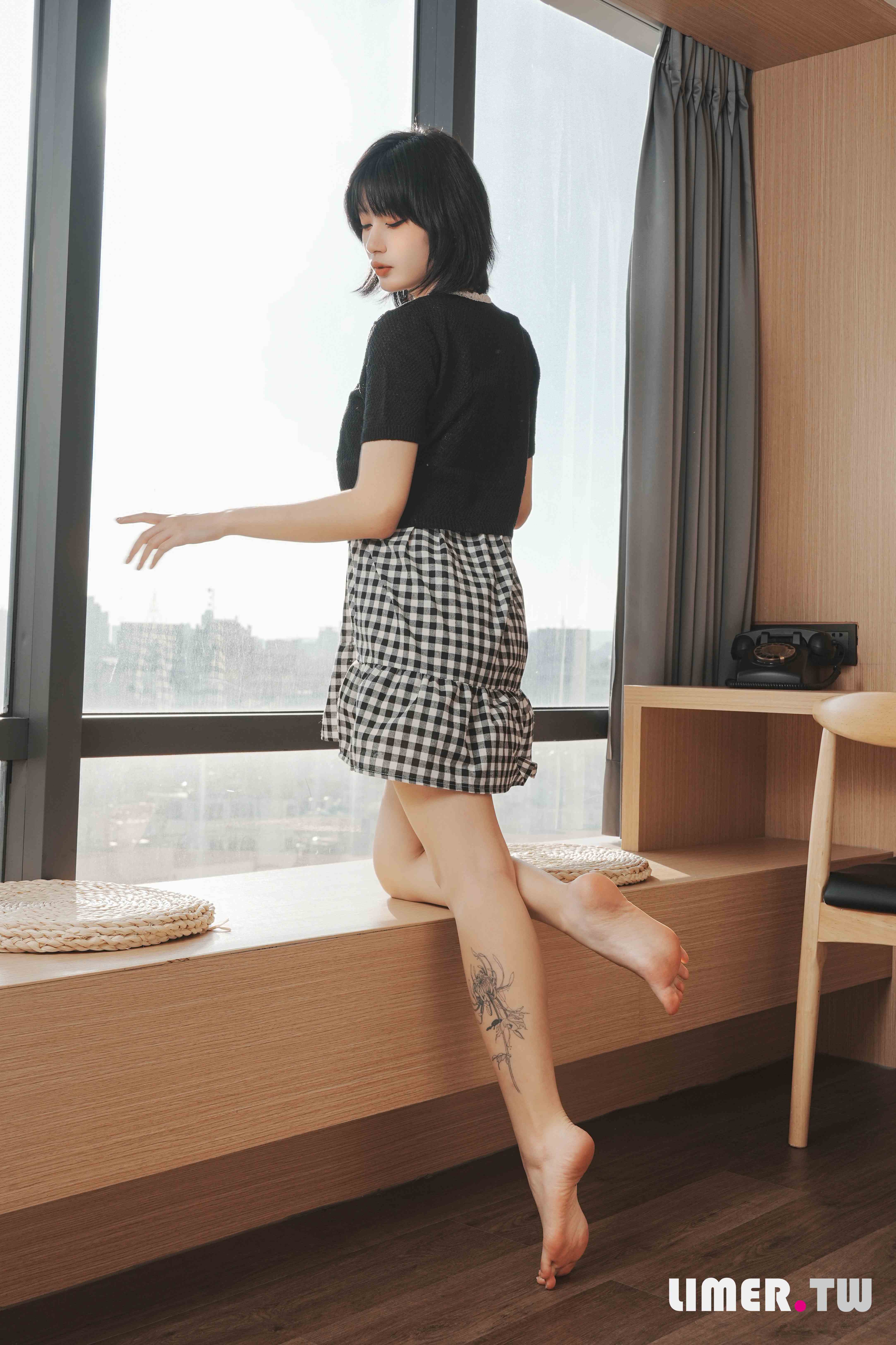 China Beauty Legs and feet 605