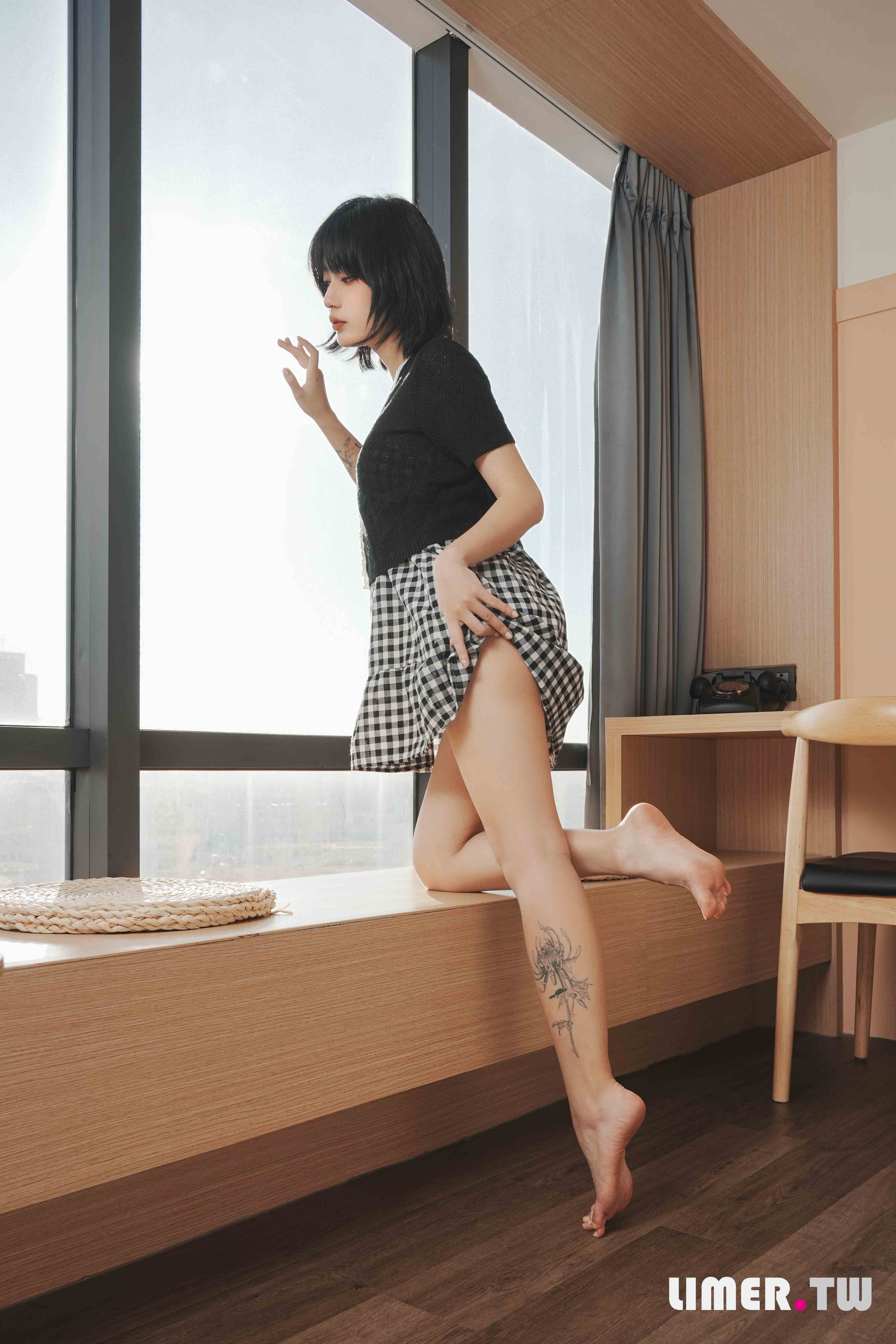 China Beauty Legs and feet 605