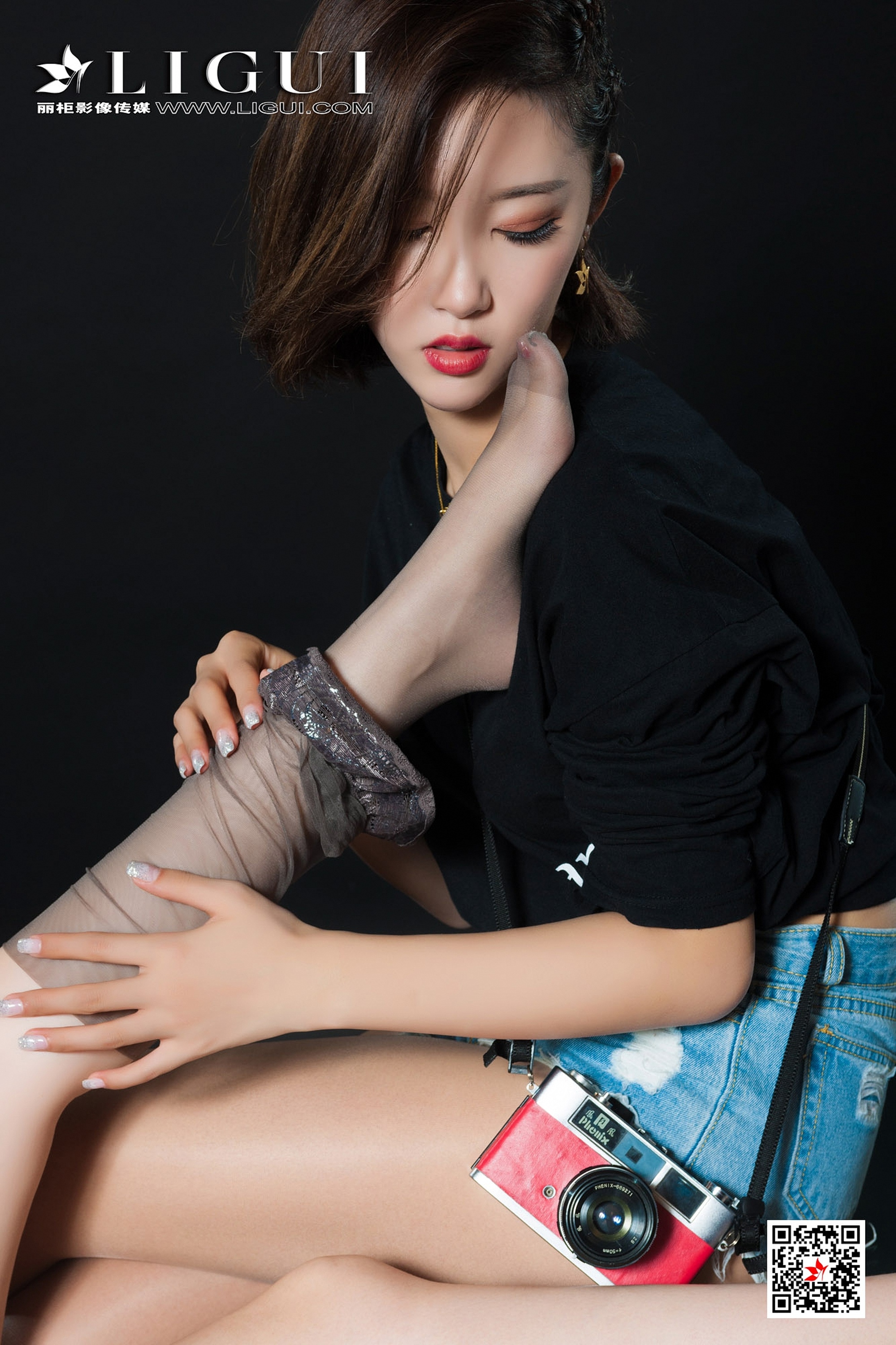 Foot Fetish Twin Flowers 43