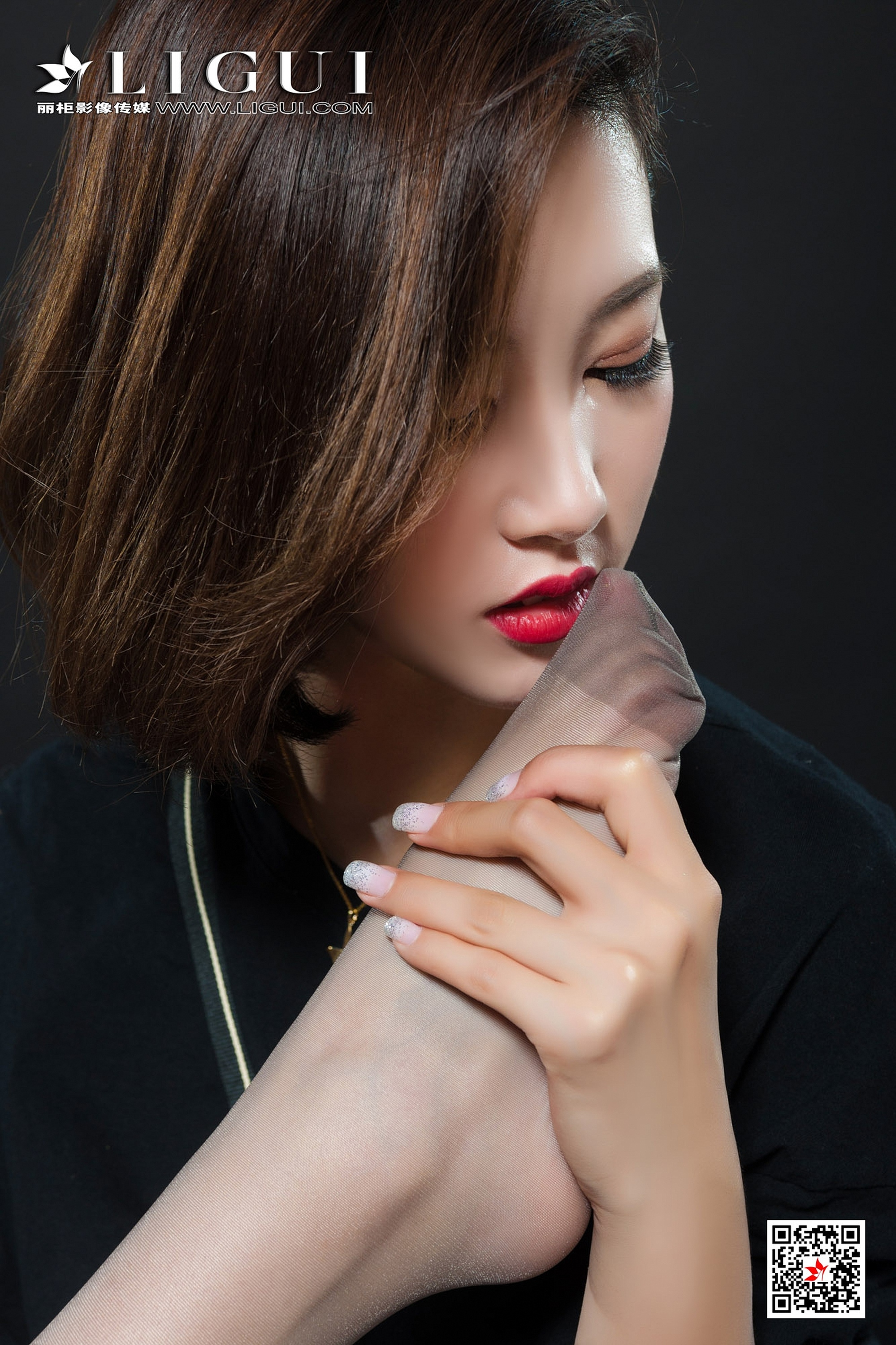 Foot Fetish Twin Flowers 43