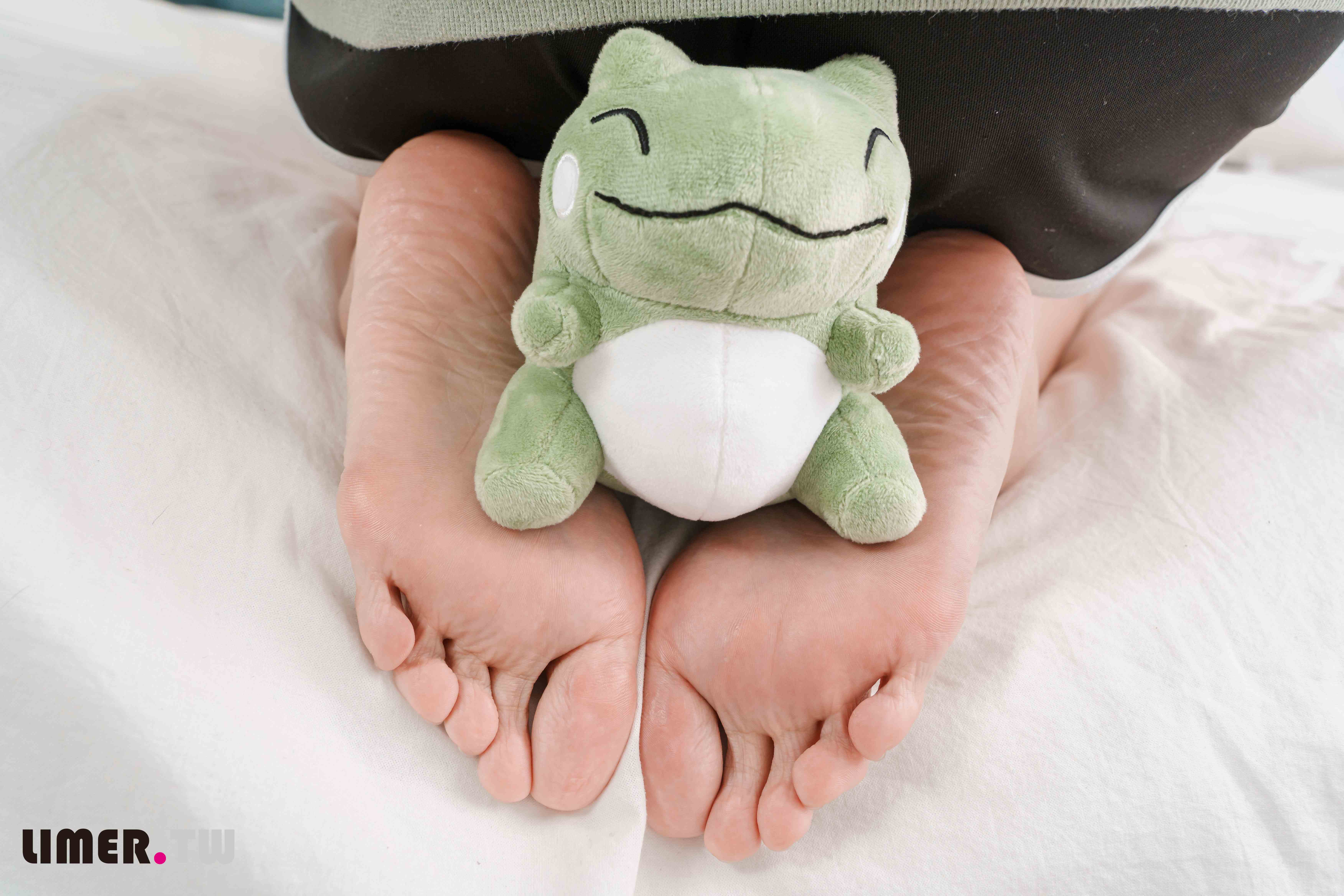 China Beauty Legs and feet 606