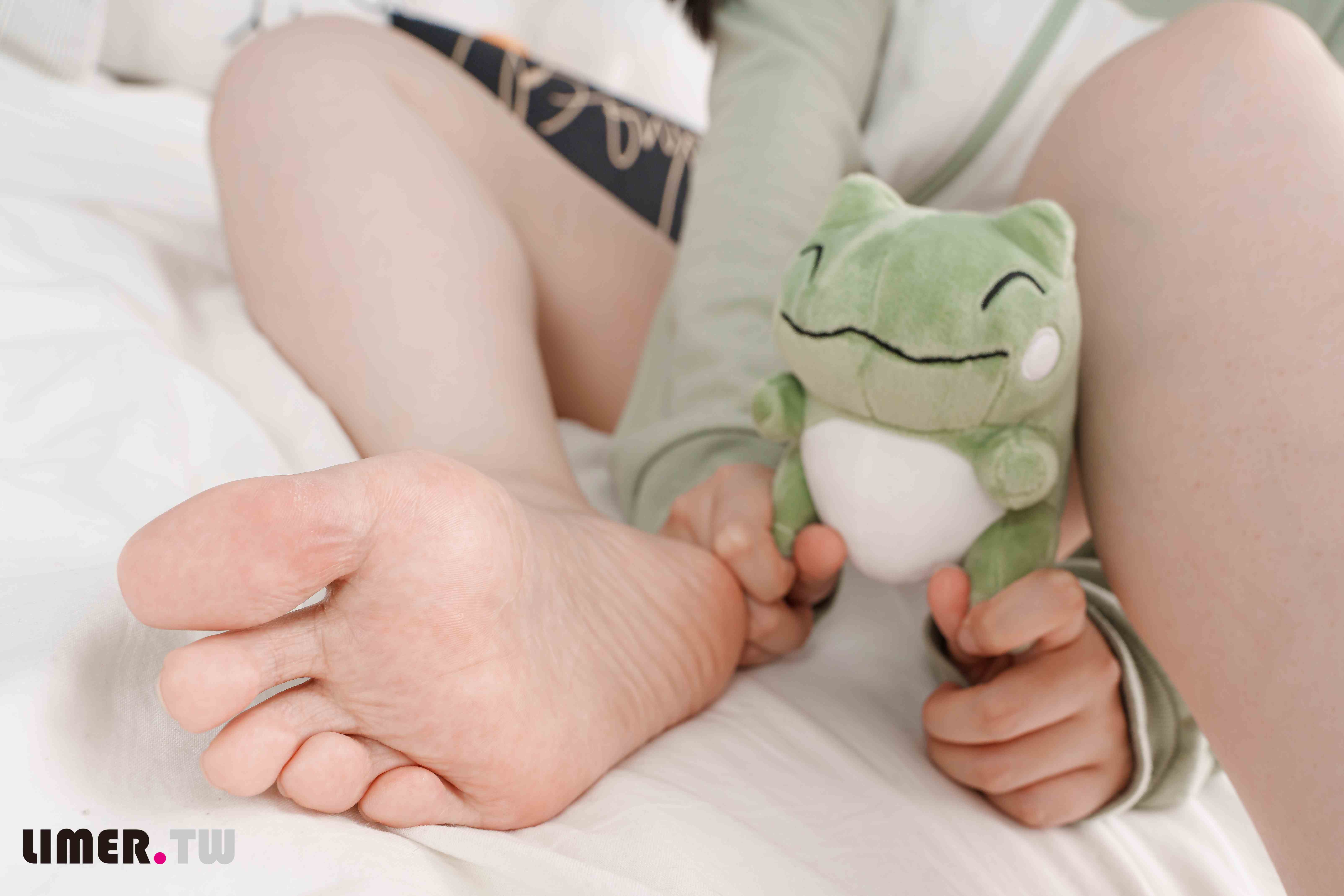 China Beauty Legs and feet 606