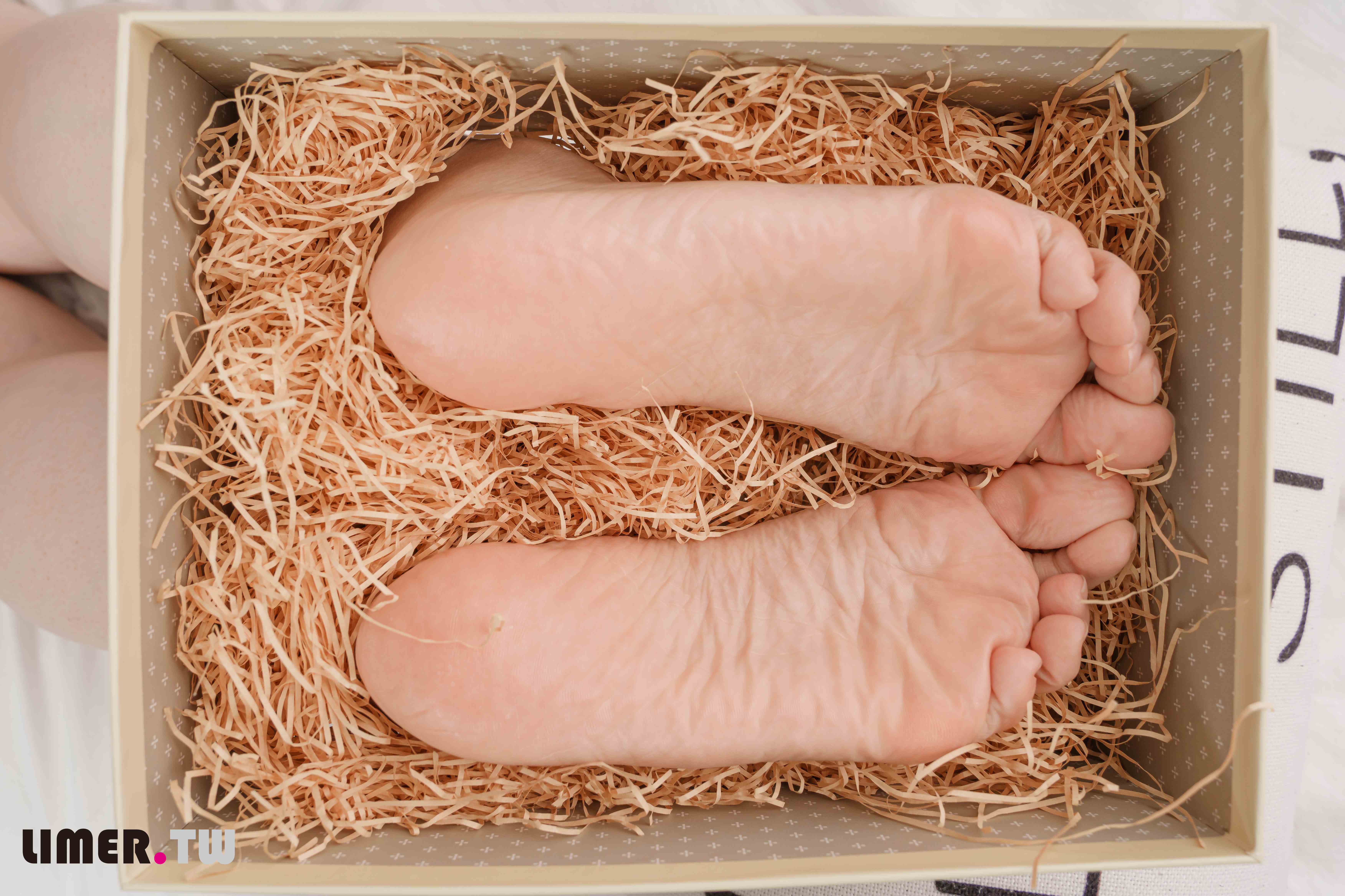 China Beauty Legs and feet 606