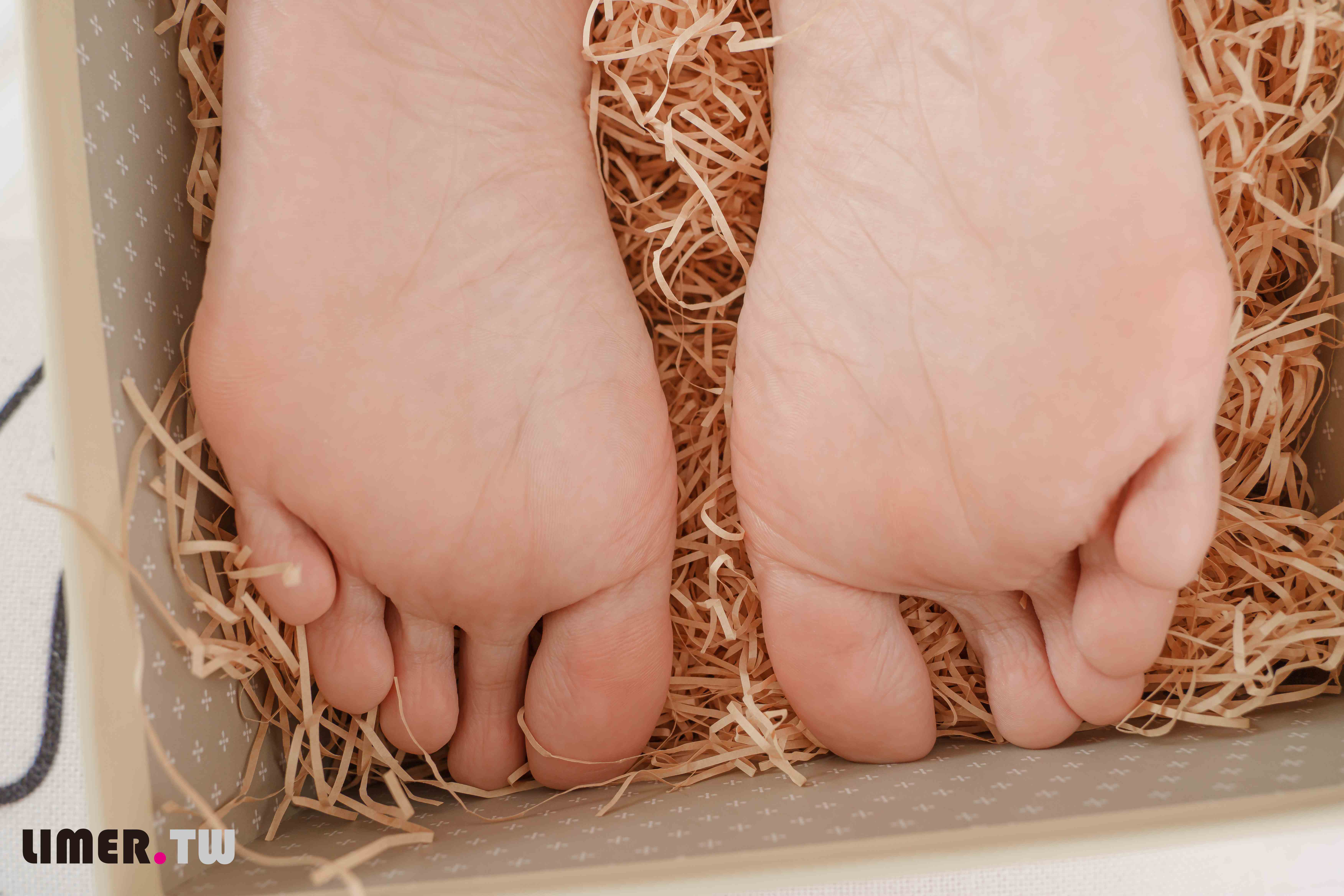 China Beauty Legs and feet 606