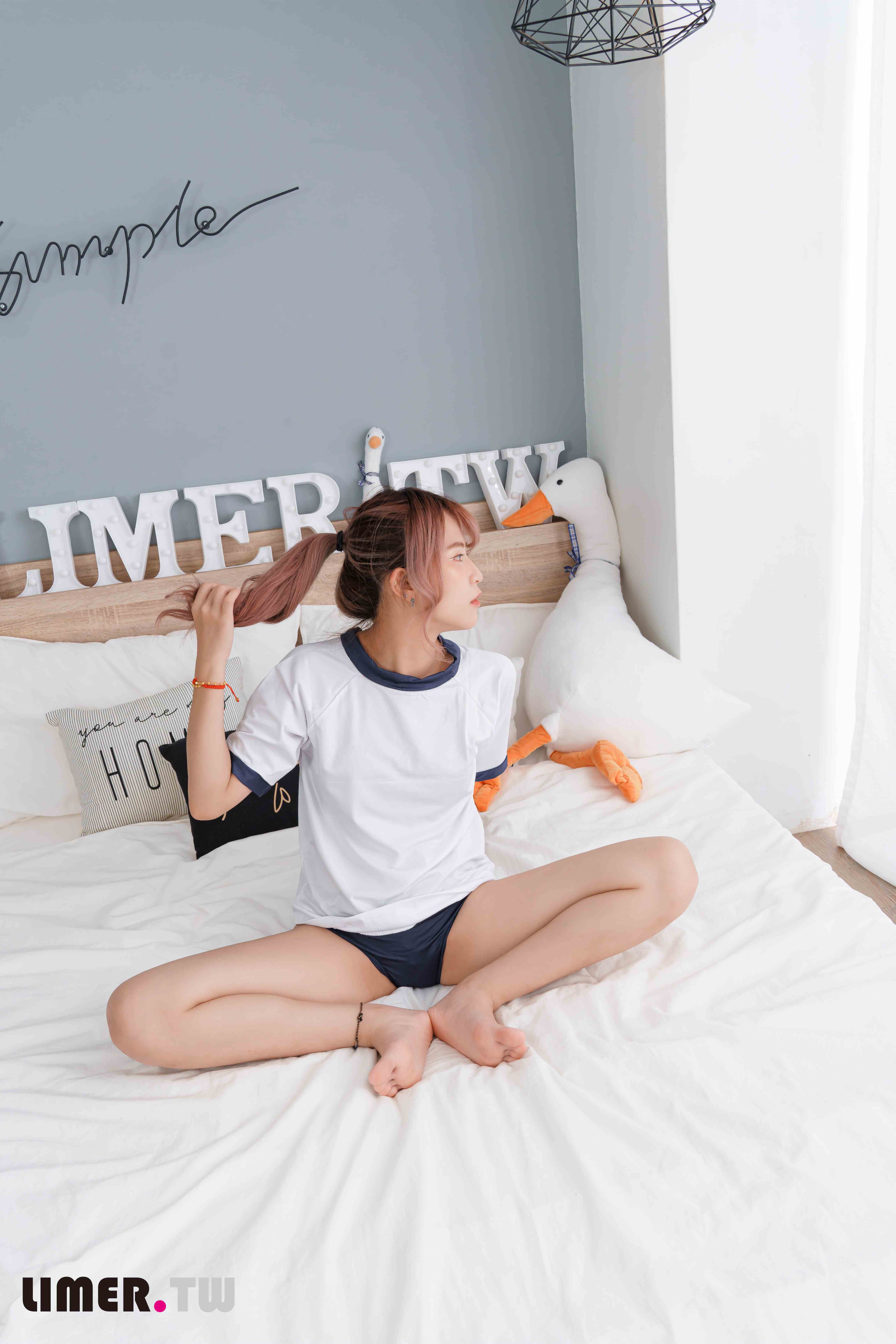 China Beauty Legs and feet 608