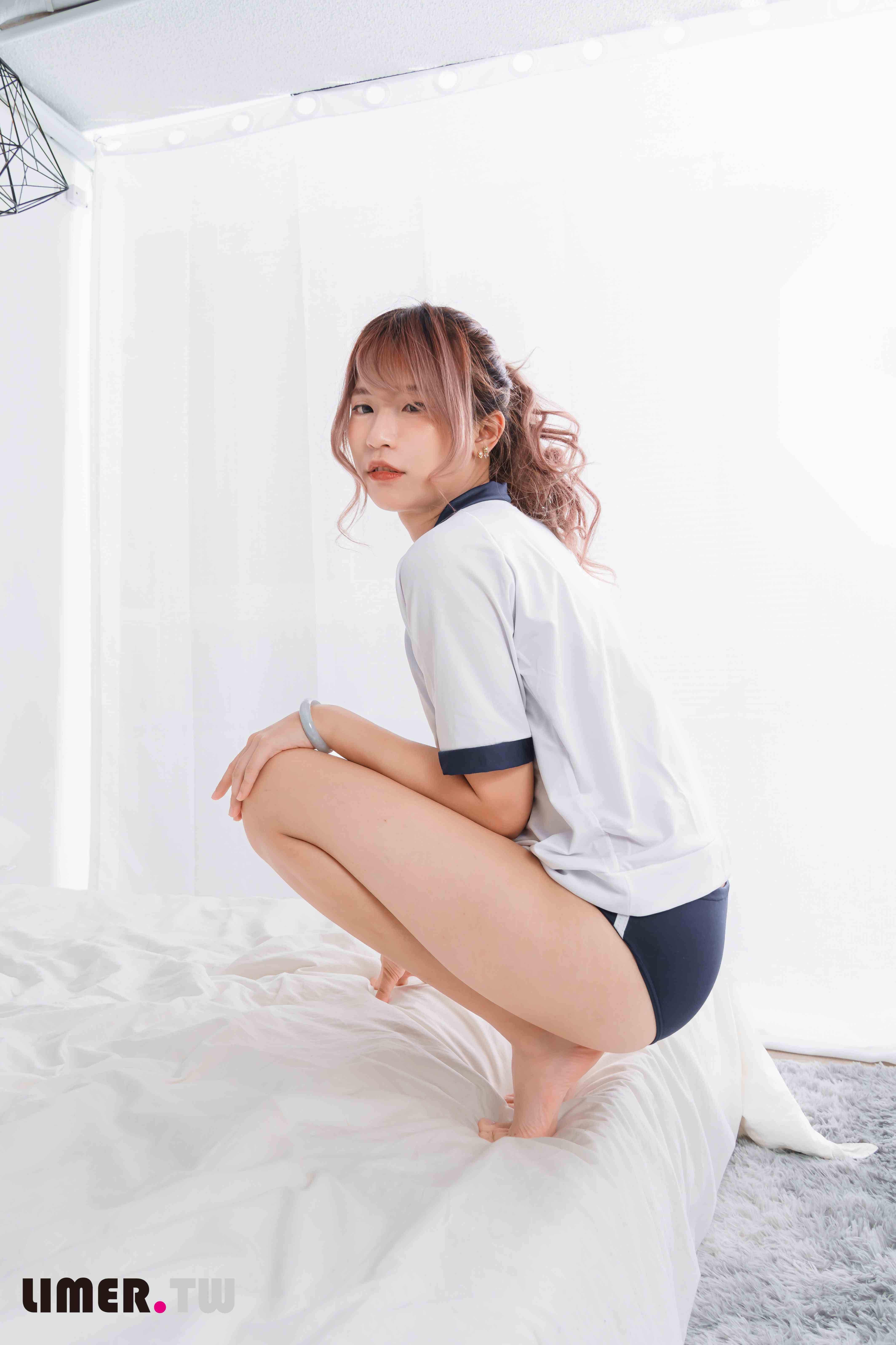 China Beauty Legs and feet 608