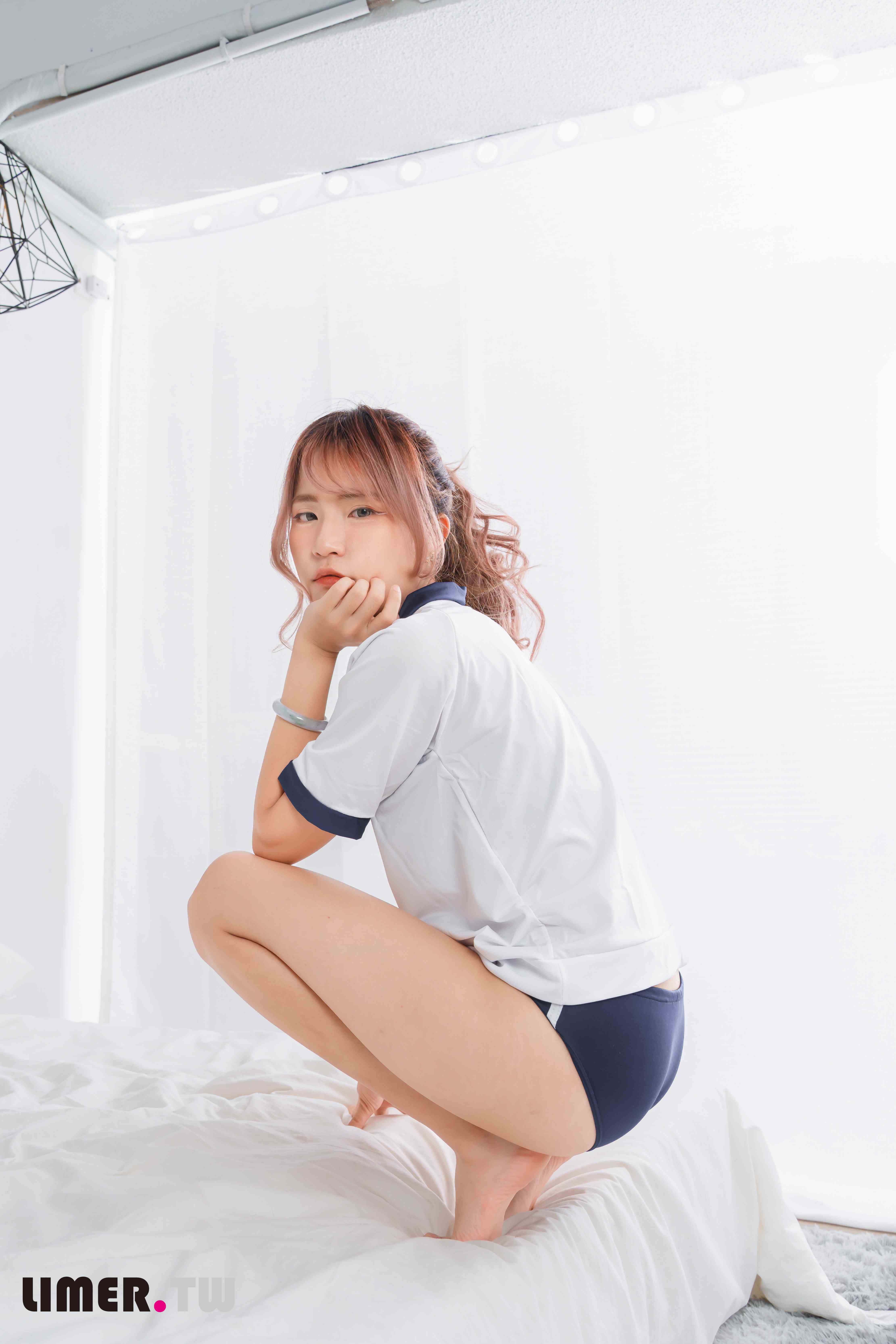 China Beauty Legs and feet 608