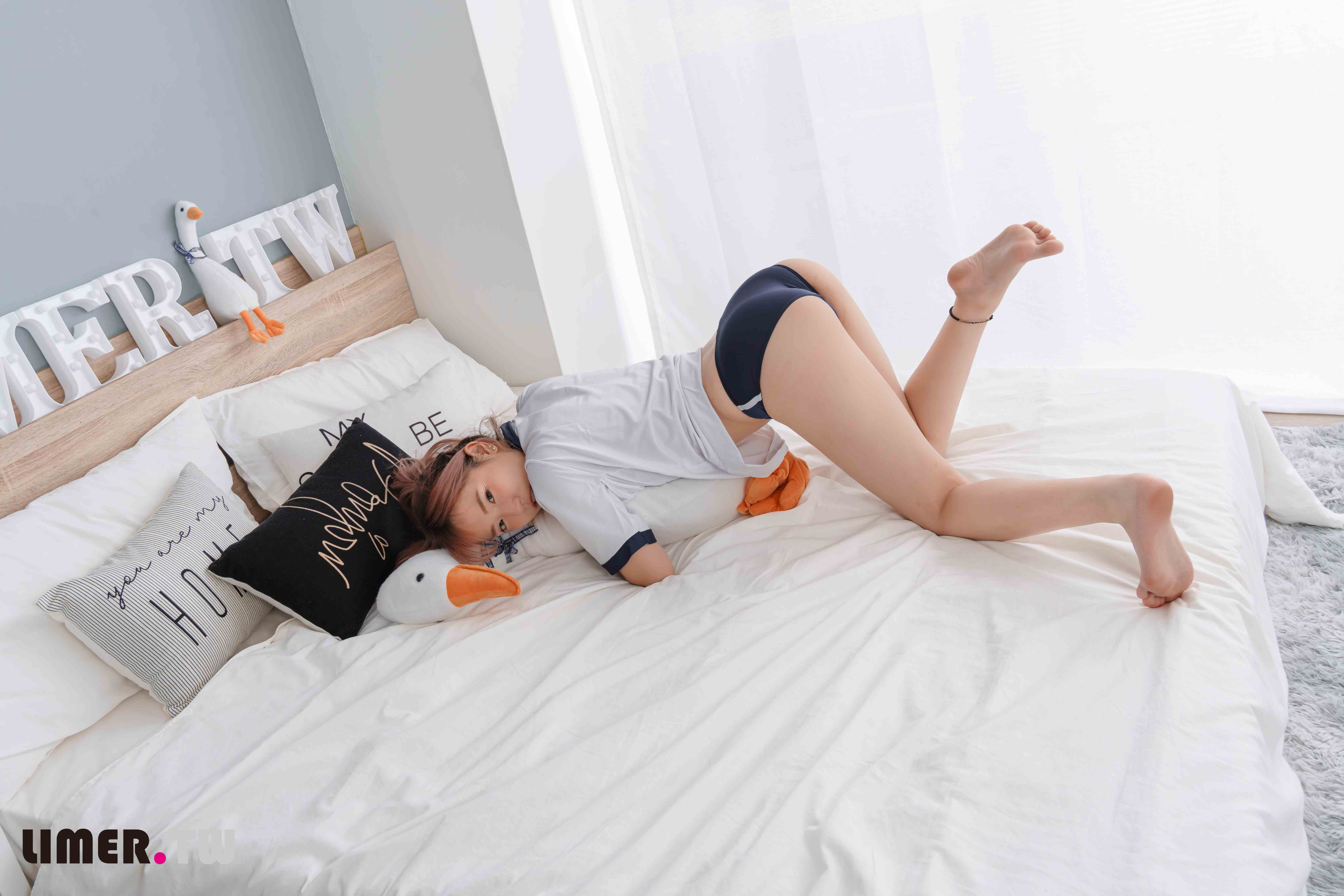 China Beauty Legs and feet 608