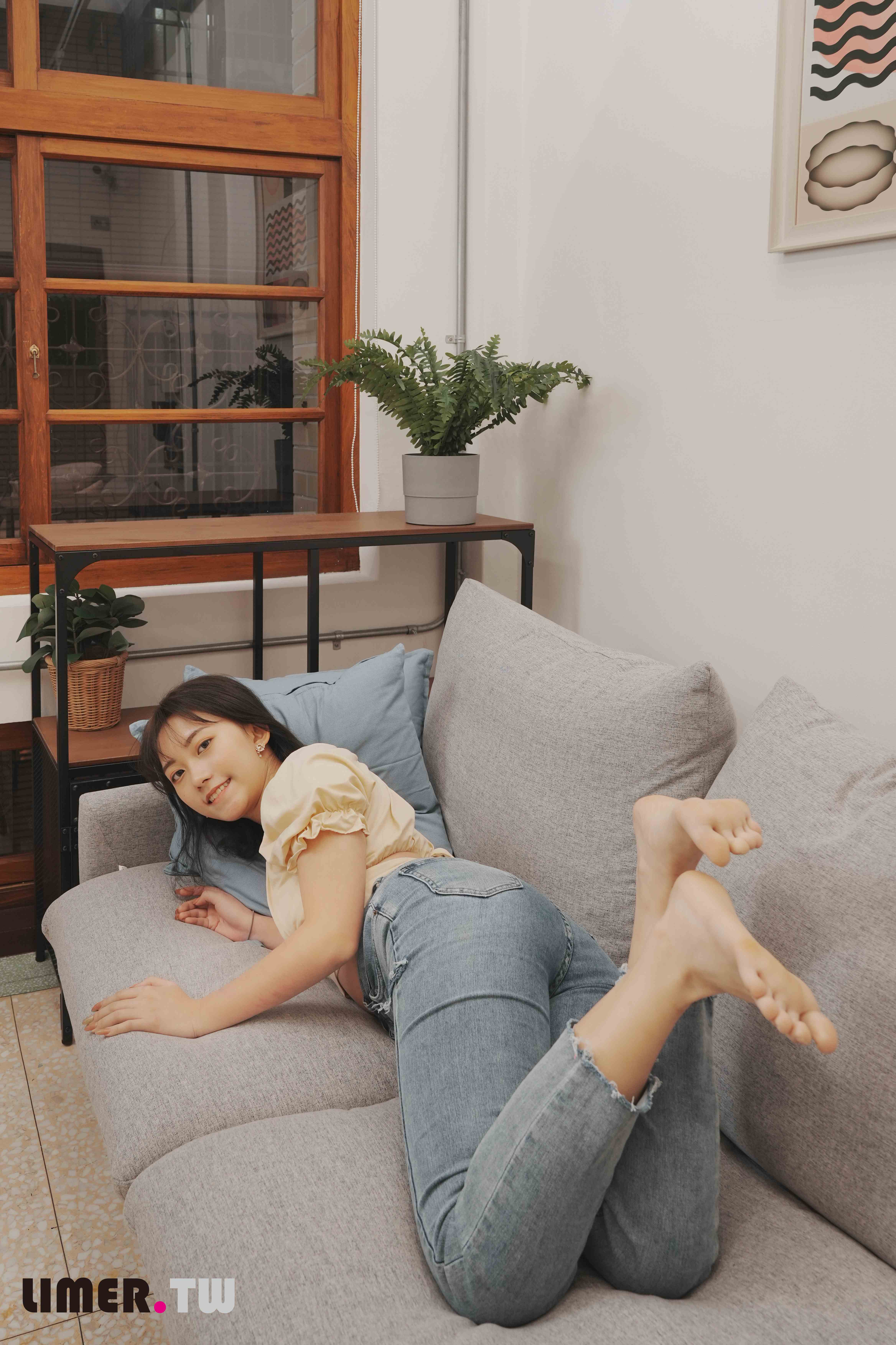 China Beauty Legs and feet 609