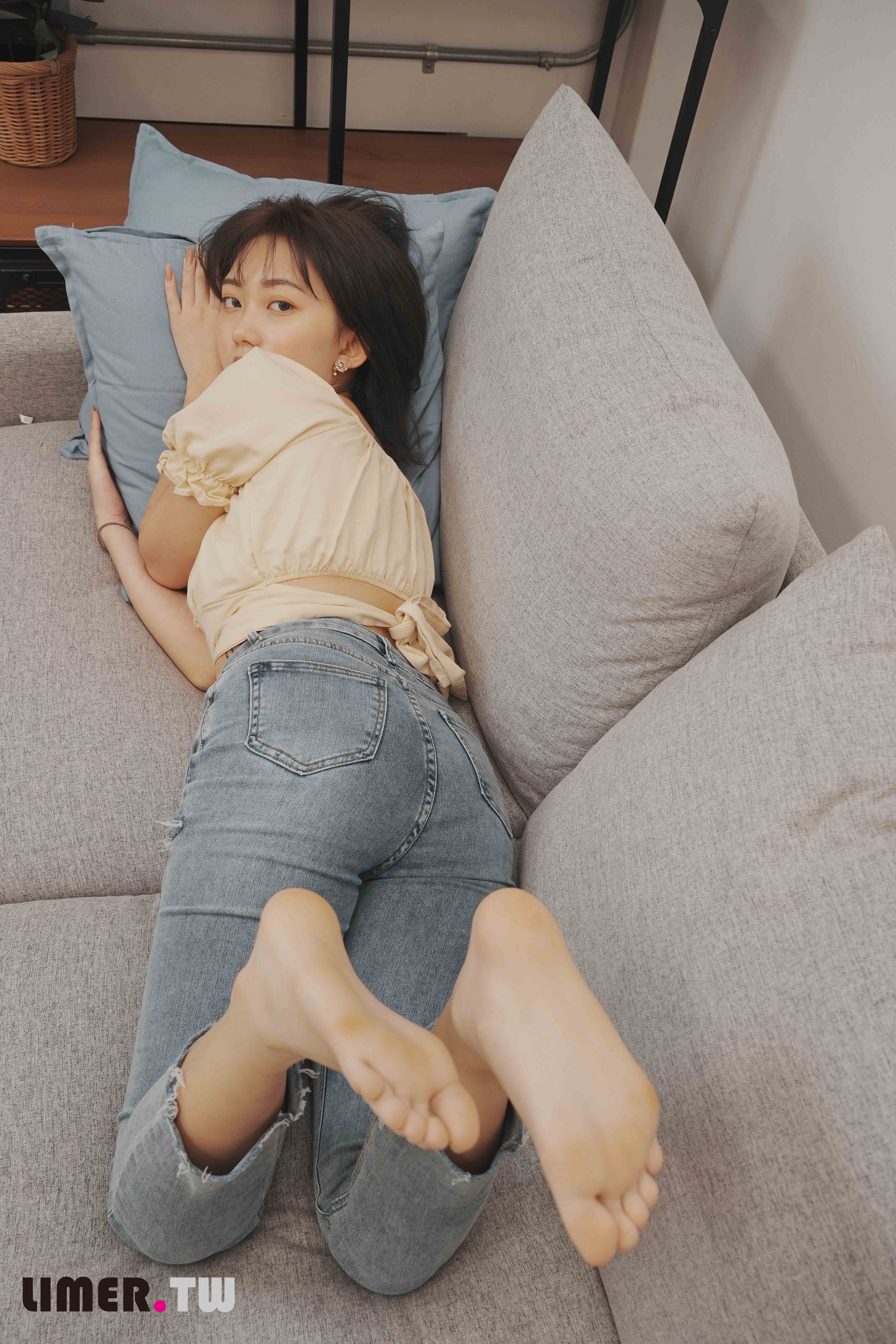 China Beauty Legs and feet 609