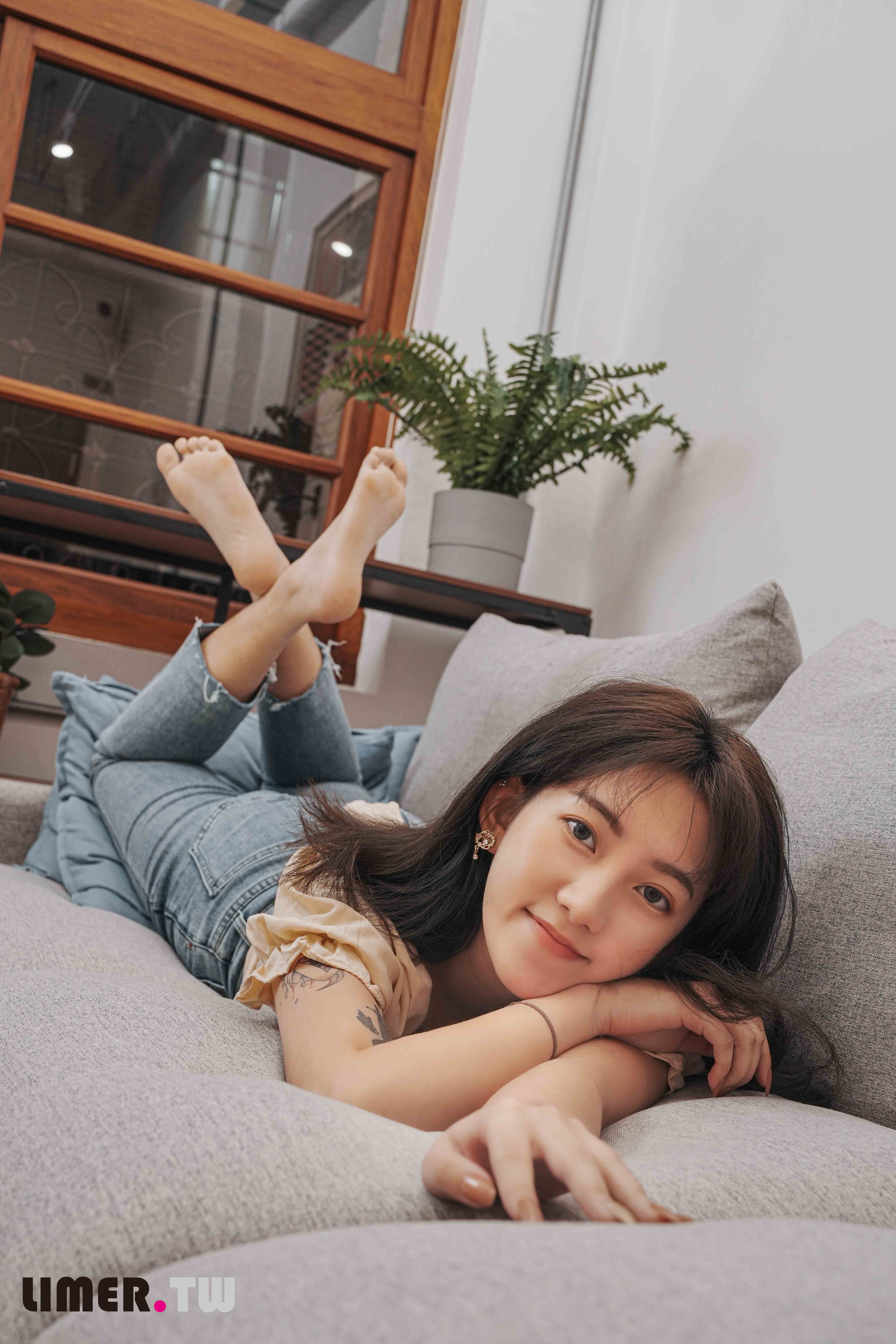 China Beauty Legs and feet 609