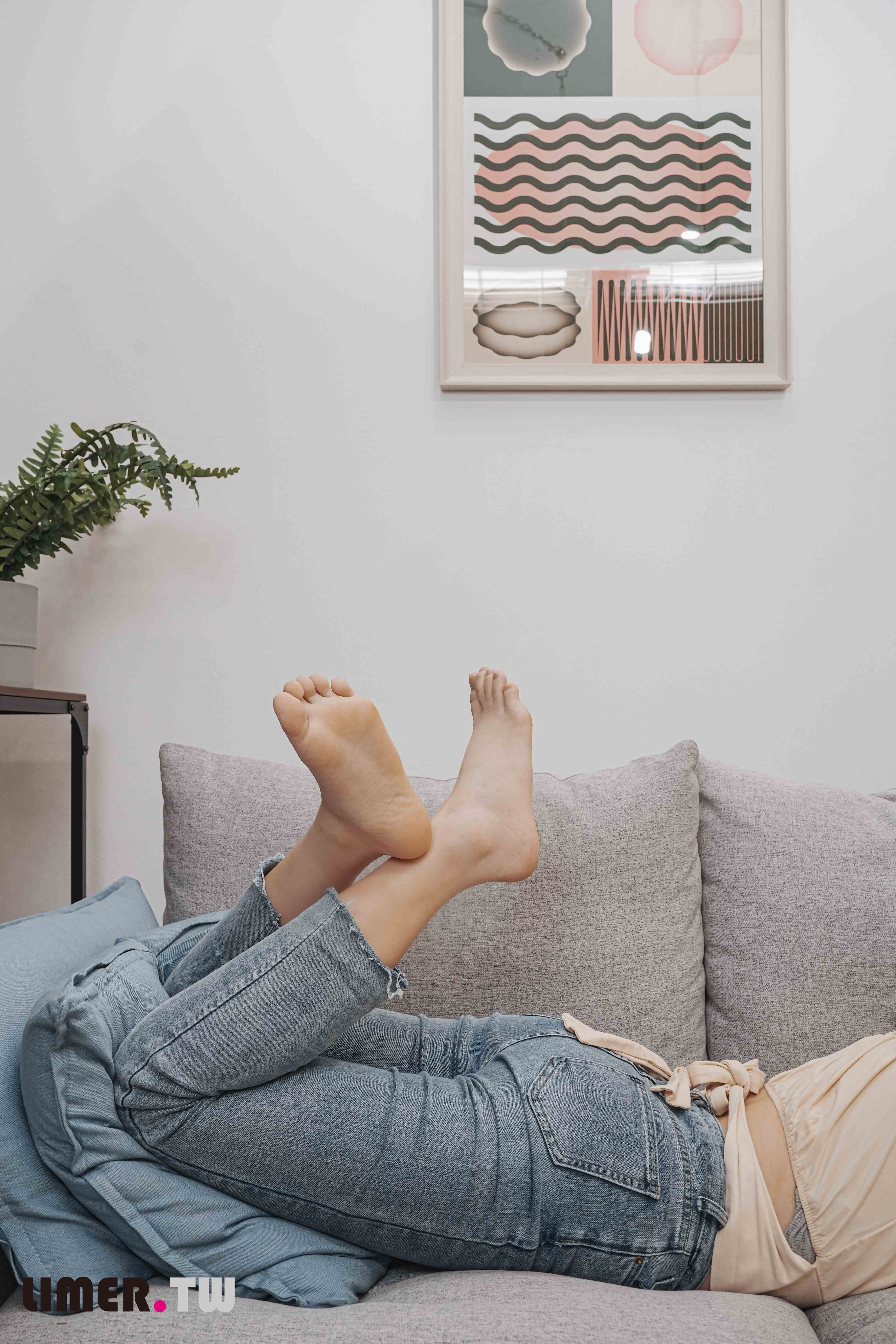 China Beauty Legs and feet 609