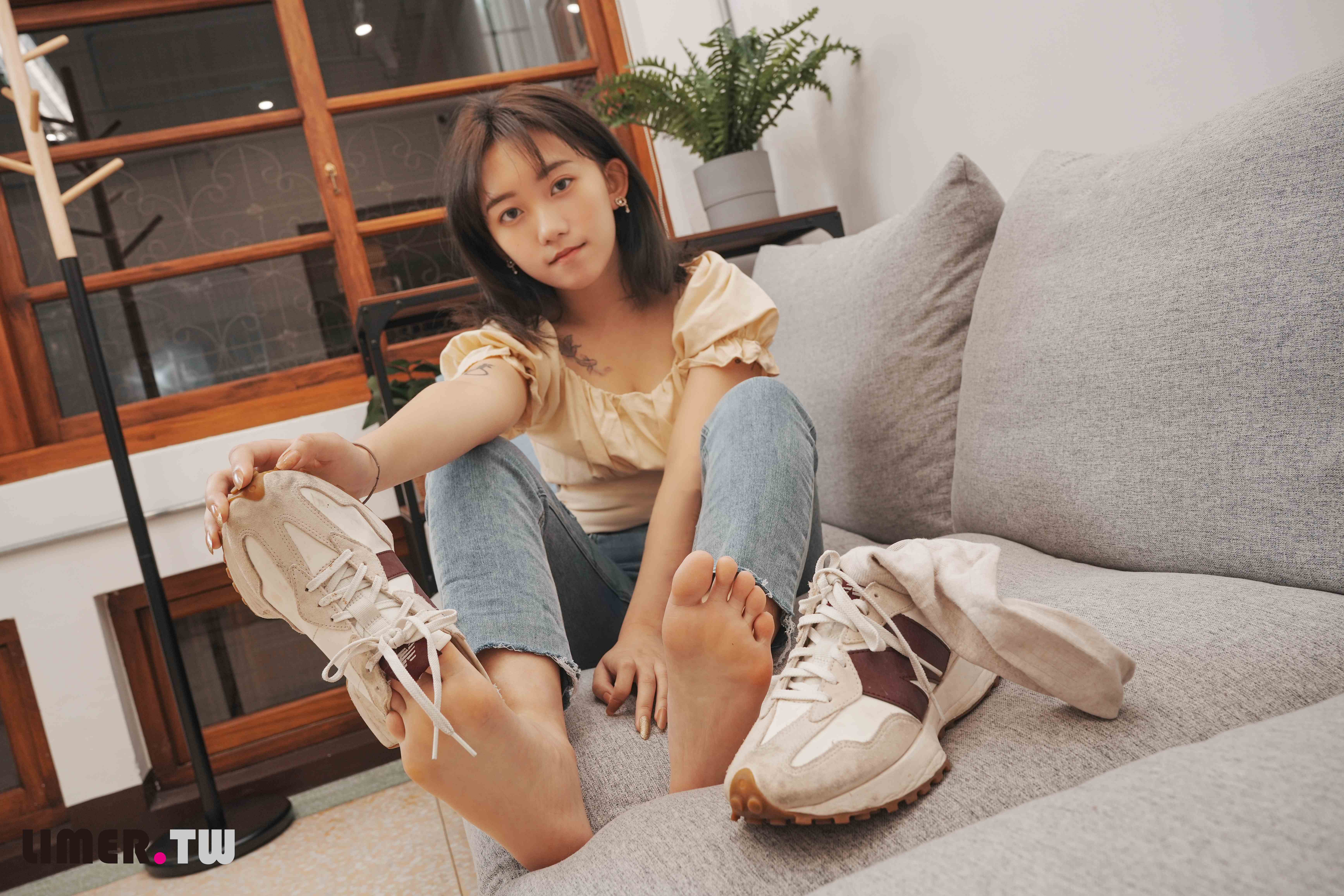 China Beauty Legs and feet 609