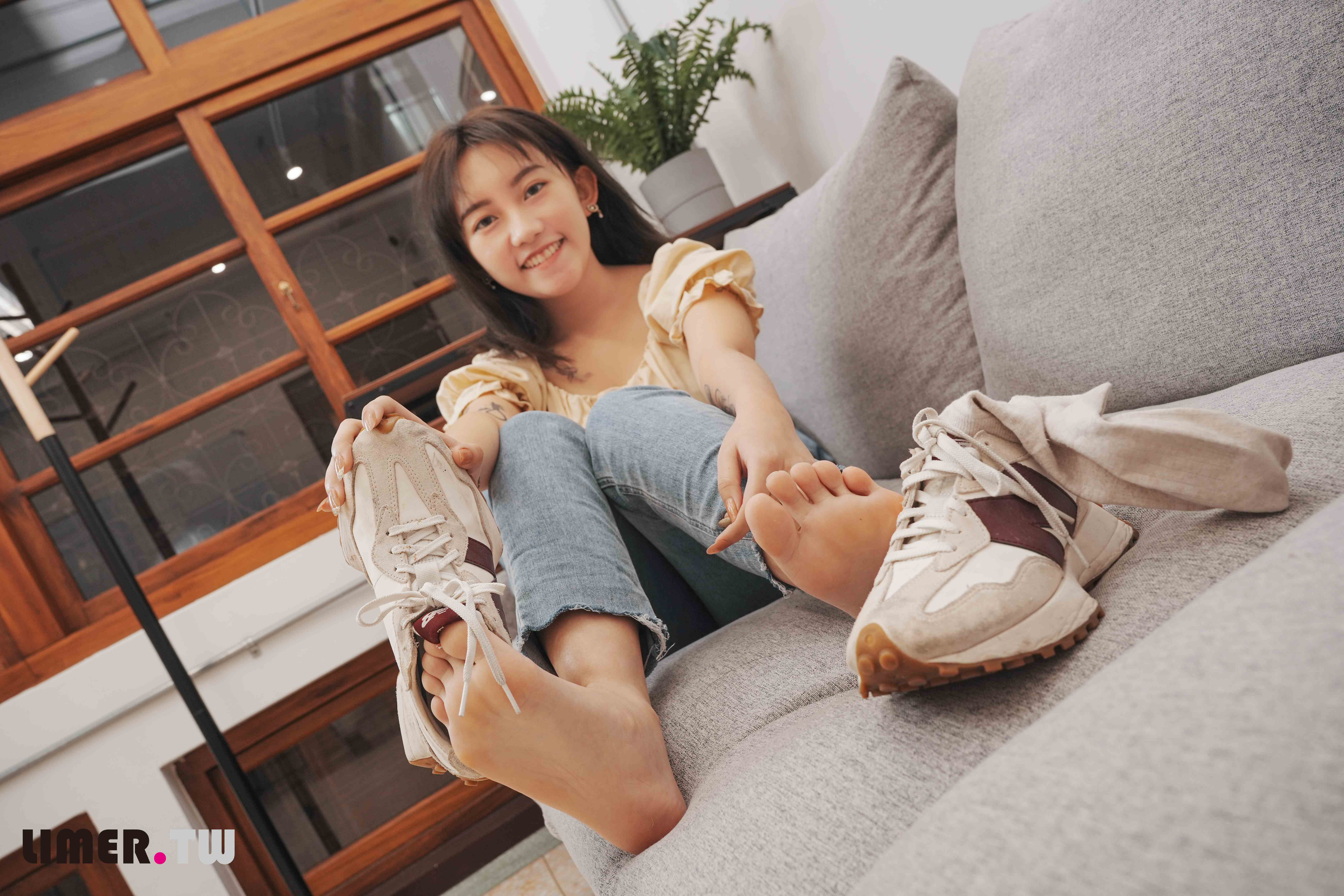 China Beauty Legs and feet 609