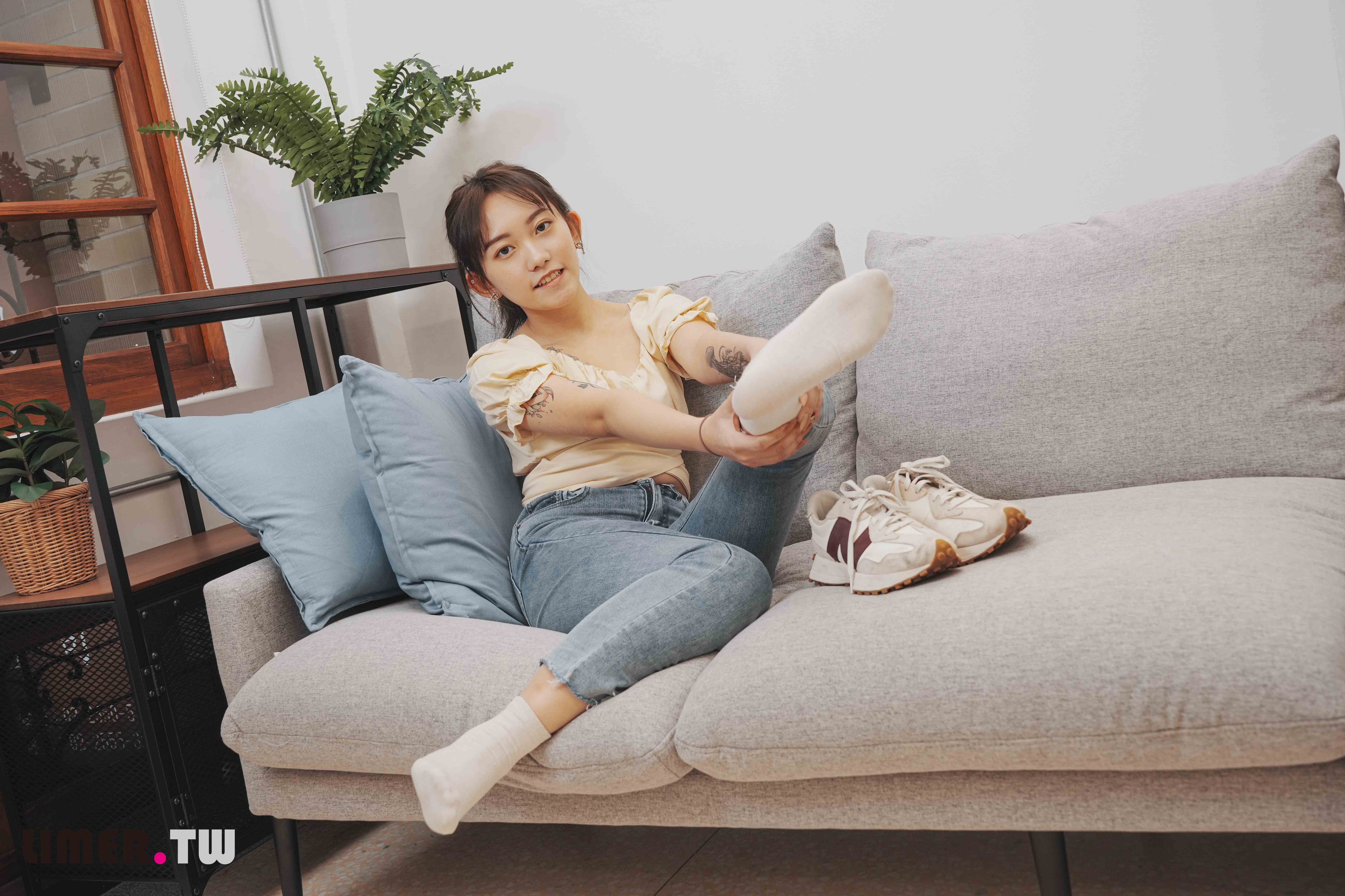 China Beauty Legs and feet 609