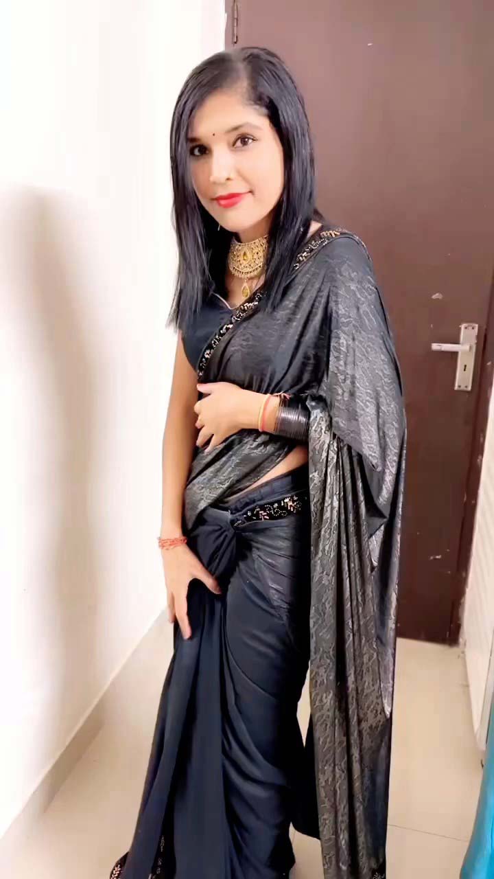 Gorgeous Look Indian Horny Girl Nude Pics