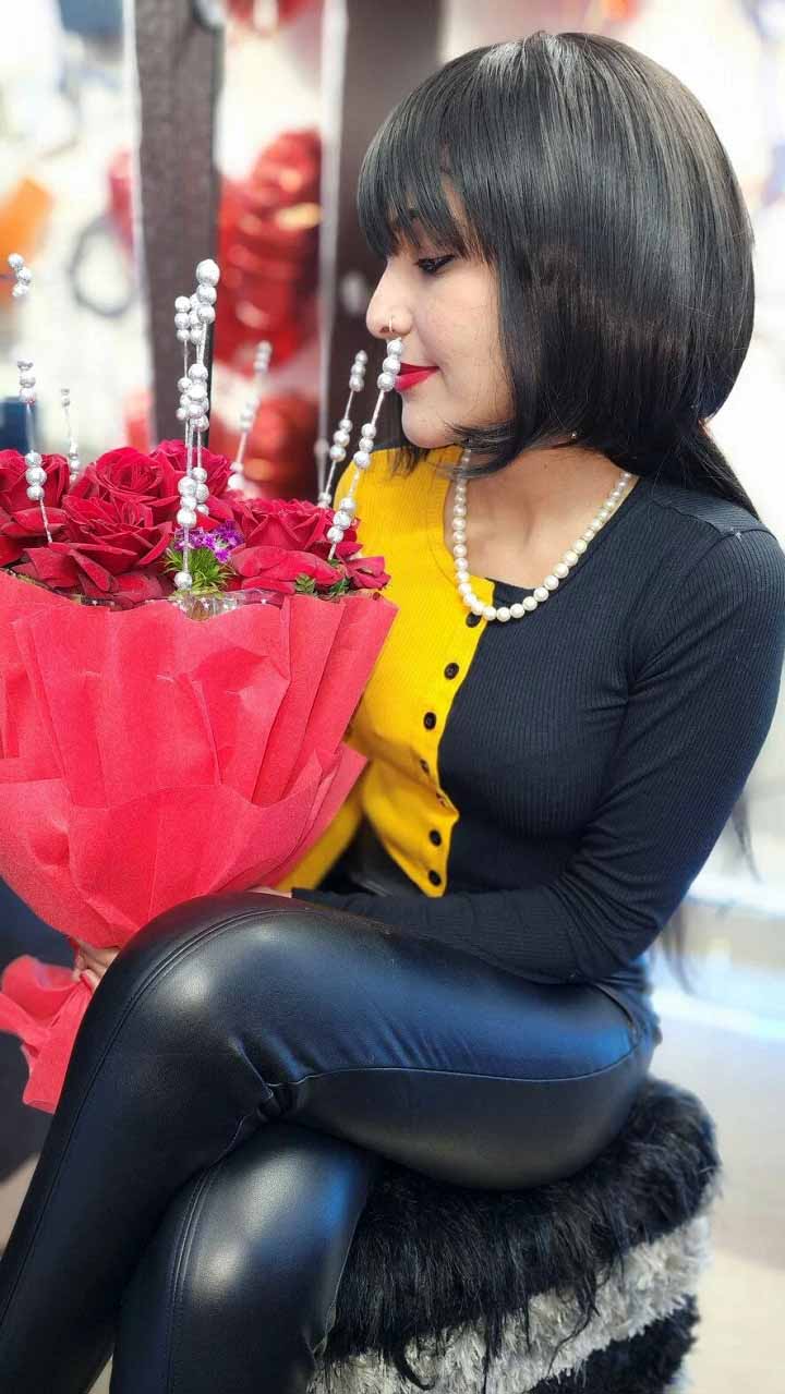 Gorgeous Look Indian Horny Girl Nude Pics