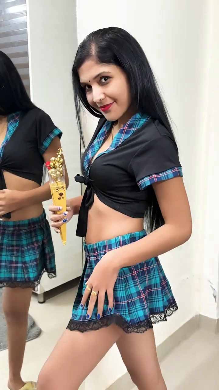 Gorgeous Look Indian Horny Girl Nude Pics